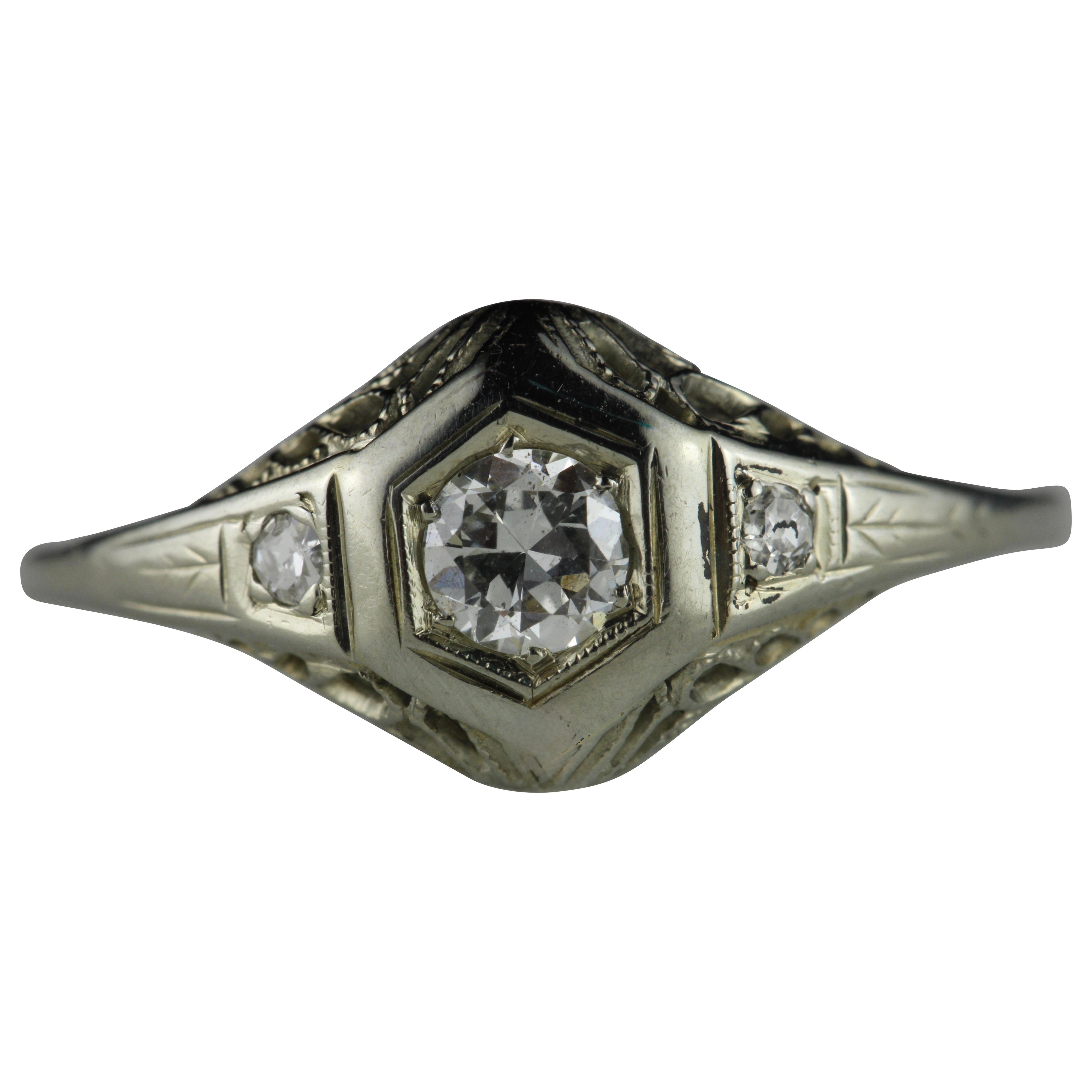 Art Deco Diamond Filigree Three-Stone Ring