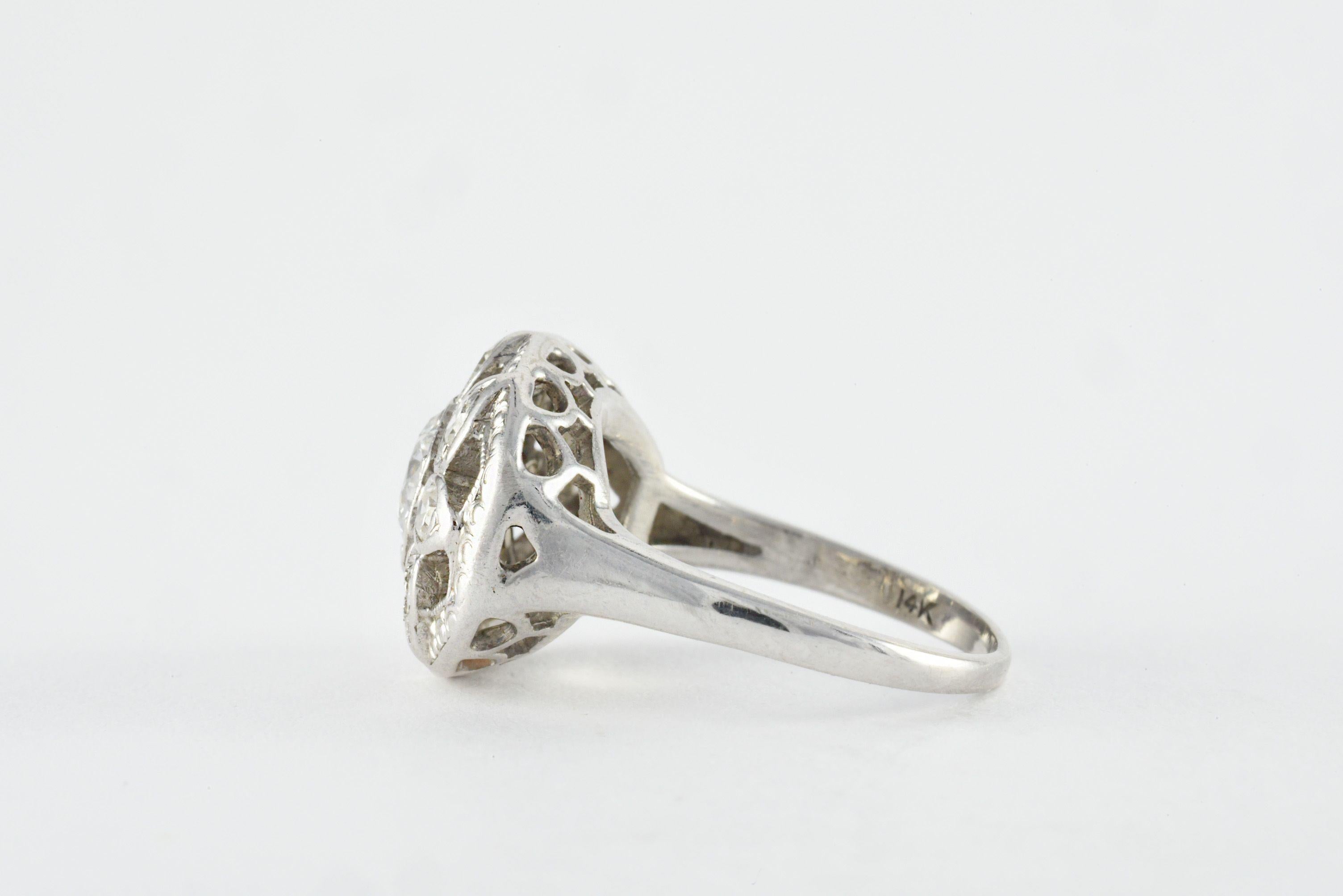 Art Deco Diamond Flower Ring In Good Condition For Sale In Denver, CO