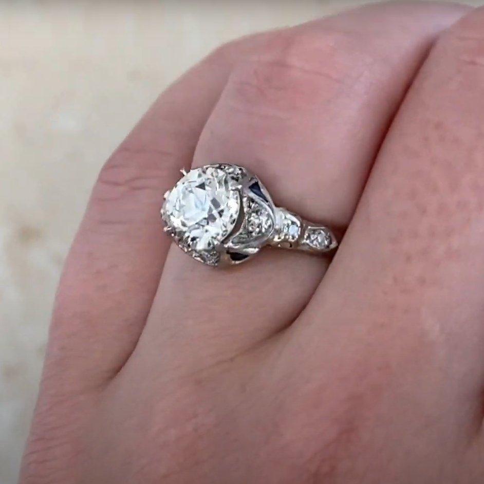 Anillo Art Decó de diamantes (GIA aprox. 2,00 quilates) y zafiros, platino Circa 1925 en Excelente estado para la venta en New York, NY