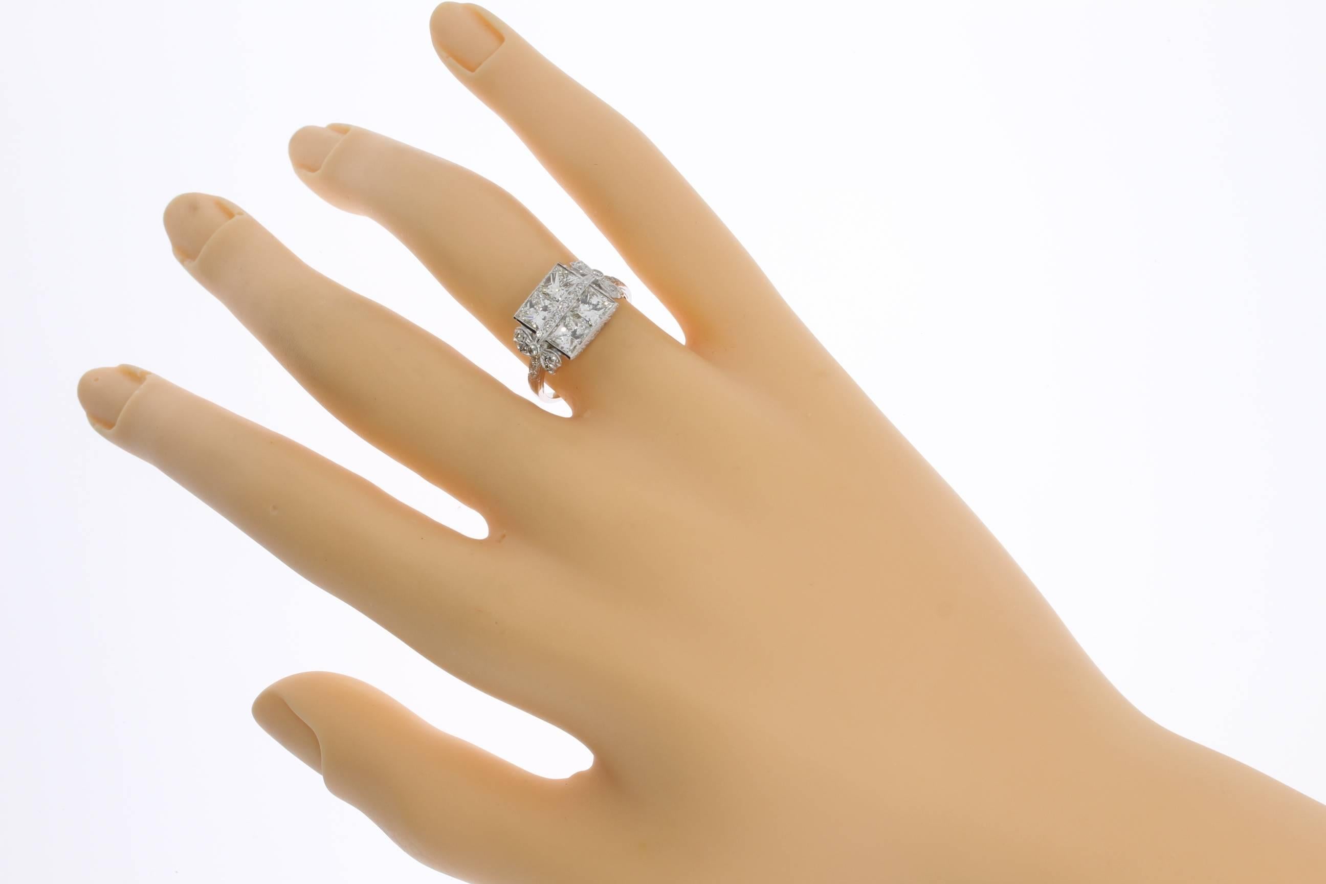 Women's Art Deco Diamond Gold Cocktail Ring For Sale