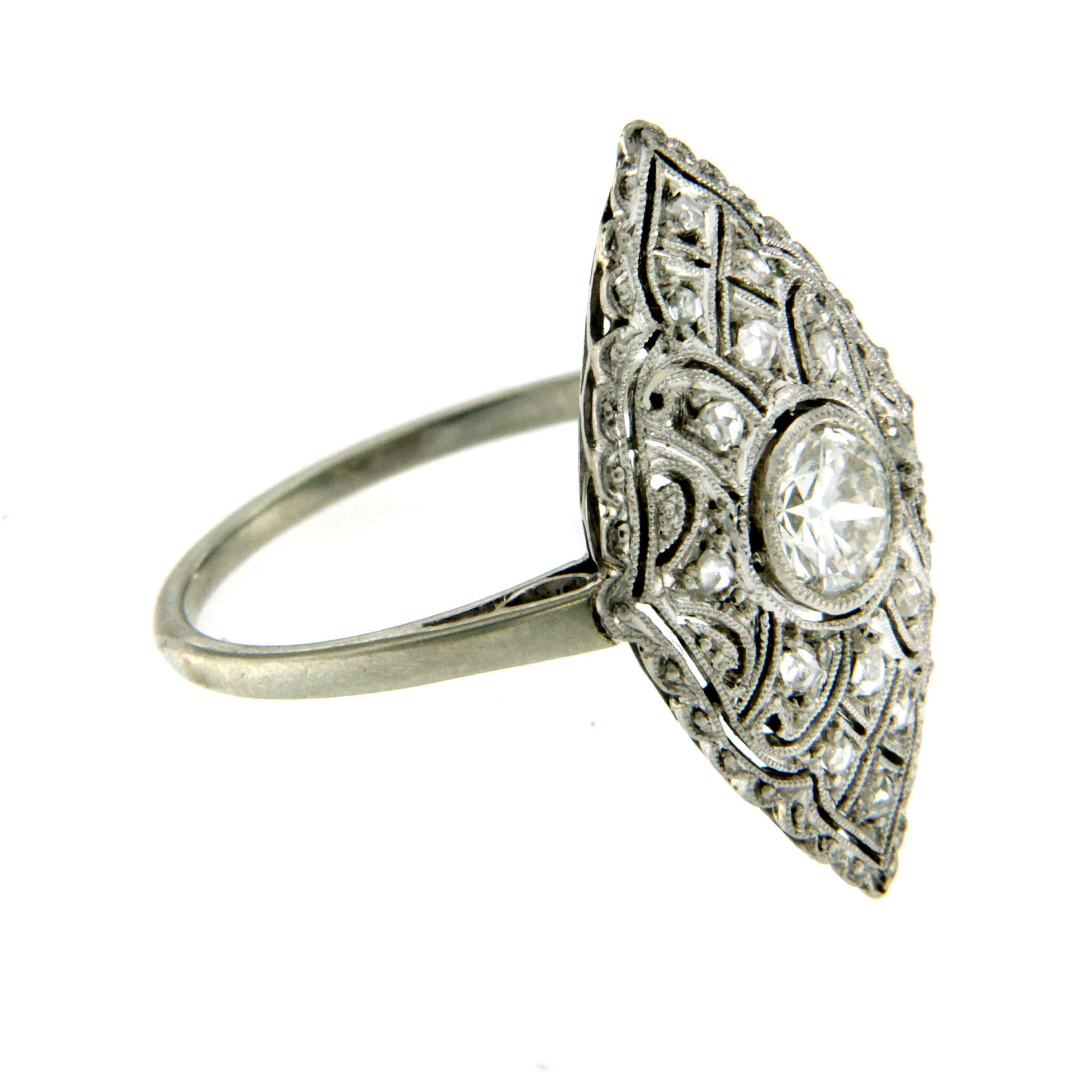 Round Cut Art Deco Diamond Gold Engagement Ring
