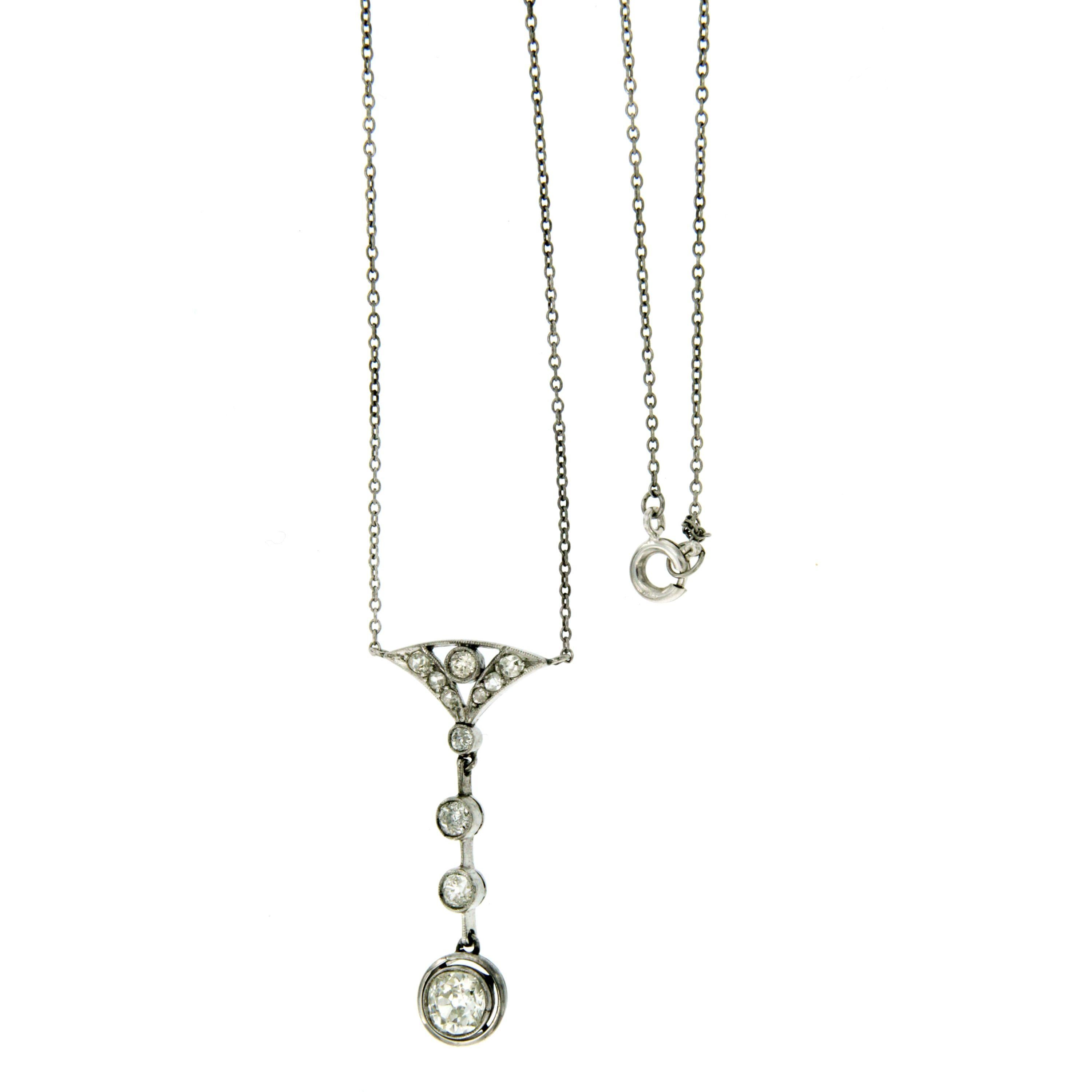 Art Deco Diamond Gold Pendant Necklace In Excellent Condition In Napoli, NA