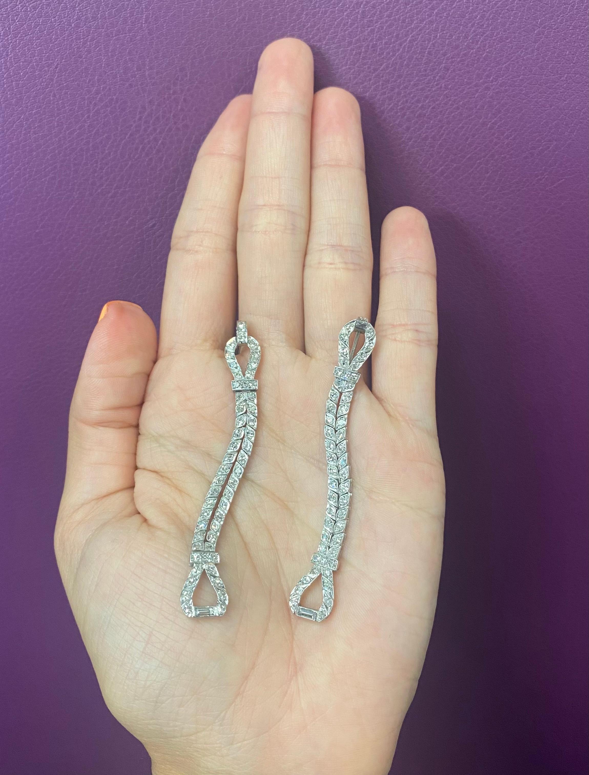 Art Deco Diamond Loop Earrings In Excellent Condition For Sale In New York, NY