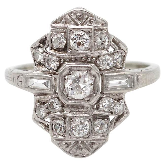 Art deco diamond navette ring in gold and platinum, French Art Deco jewelry