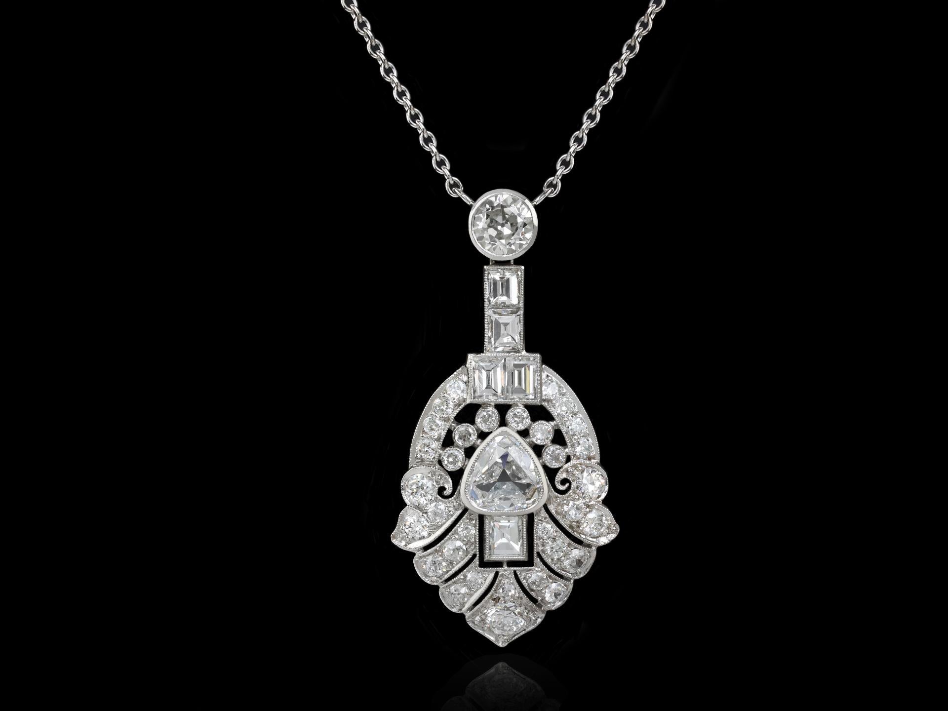 Art Déco Art Deco diamond necklace, circa 1920. in vendita