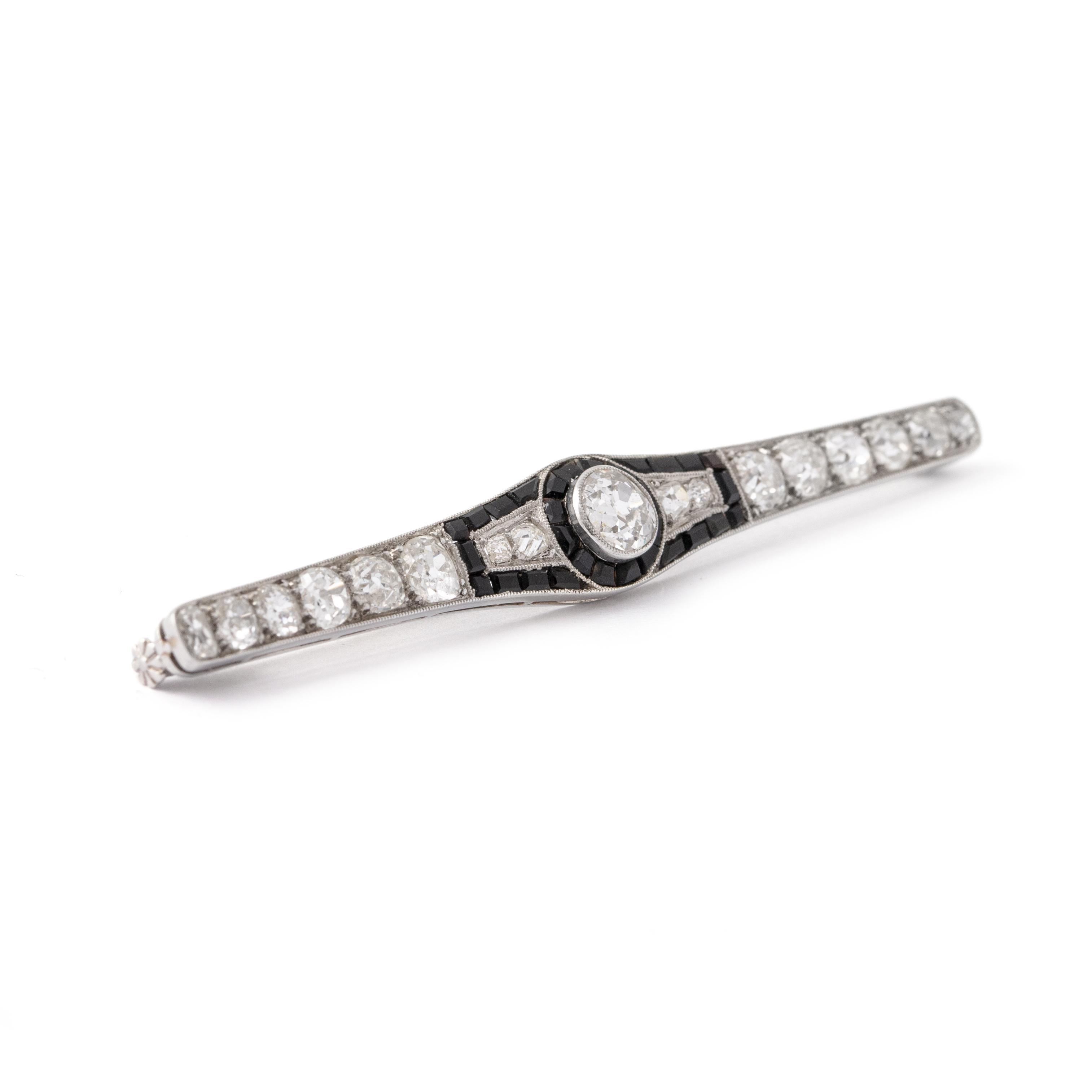 Women's or Men's Art Deco Diamond Onyx Platinum Barrette Brooch For Sale
