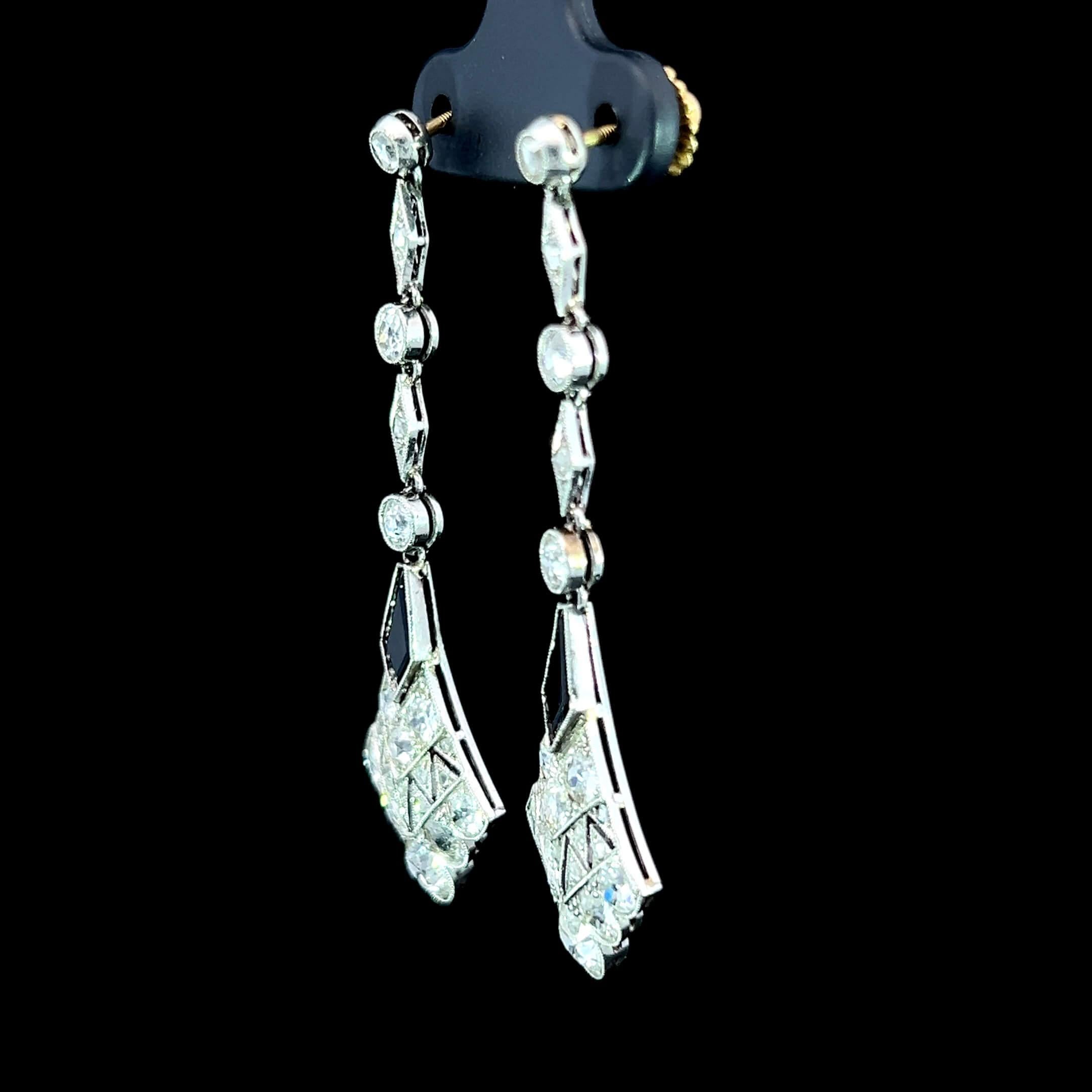 Orecchini a goccia Art Deco con diamanti e onice incastonati CIRCA 1920 In condizioni buone in vendita a ADELAIDE, SA
