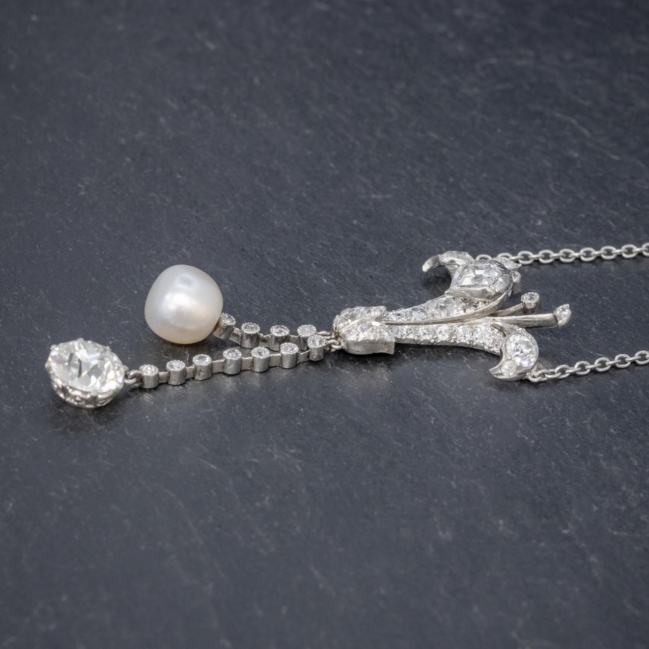 Art Deco Diamond Pearl Lily Lavaliere Necklace 5ct of Diamond with Cert In Good Condition In Kendal, GB