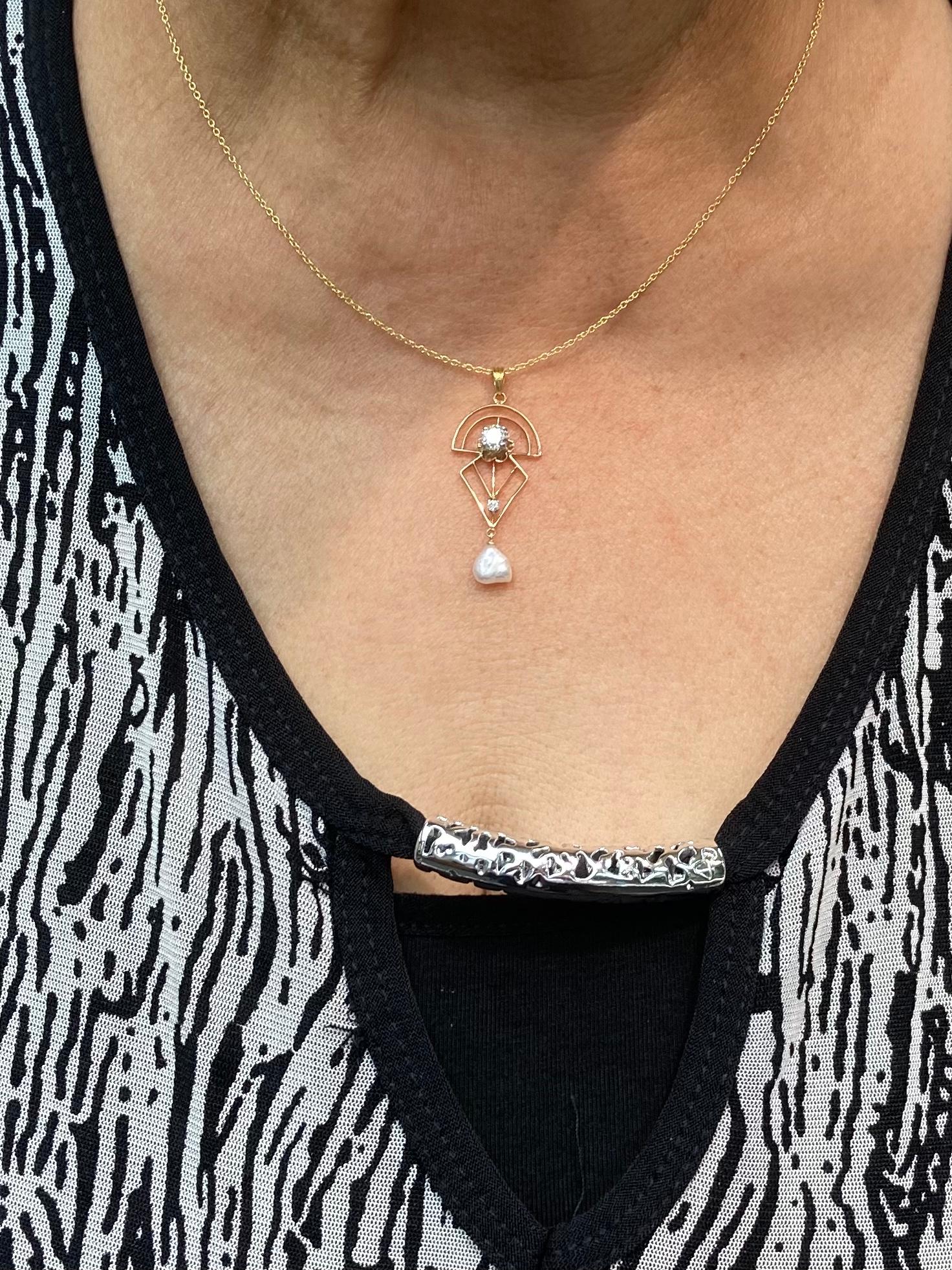 Women's Art Deco Diamond Pearl Yellow Gold Lavalier