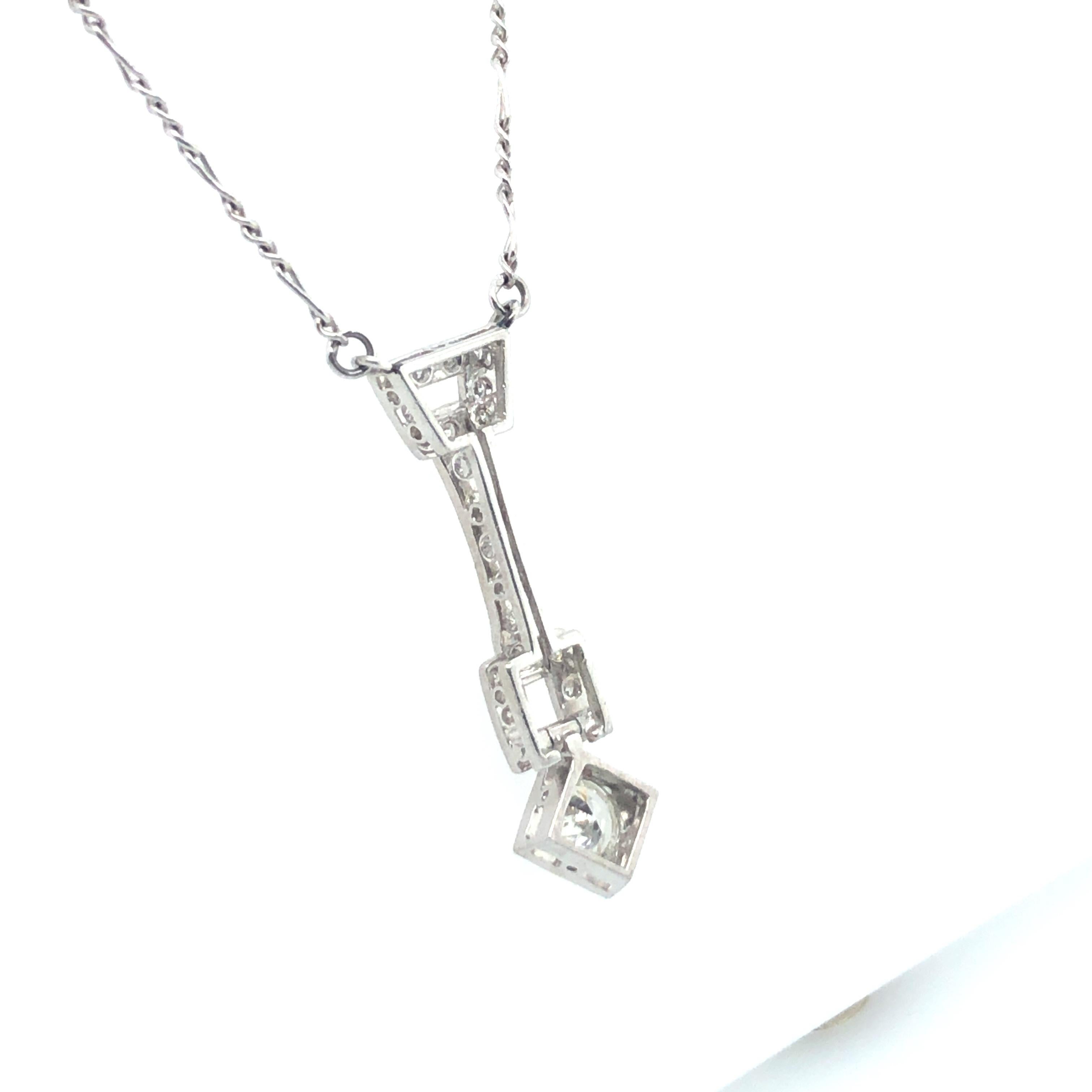 Art Deco Diamond Pendant Necklace in Platinum 950 2