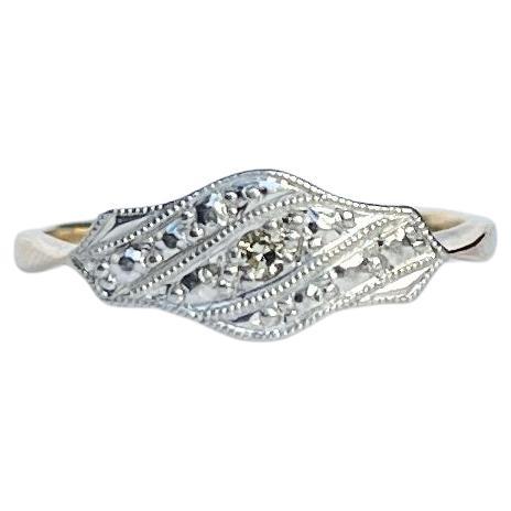 Art Deco Diamond Platinum and 9 Carat Gold Panel Cluster Ring For Sale