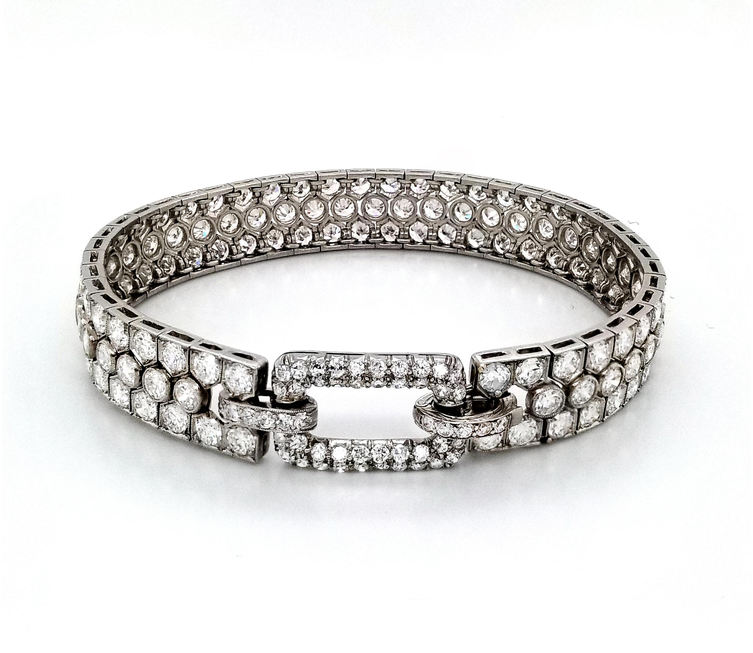 Art Deco Diamond Platinum Bracelet In Good Condition In New York, NY