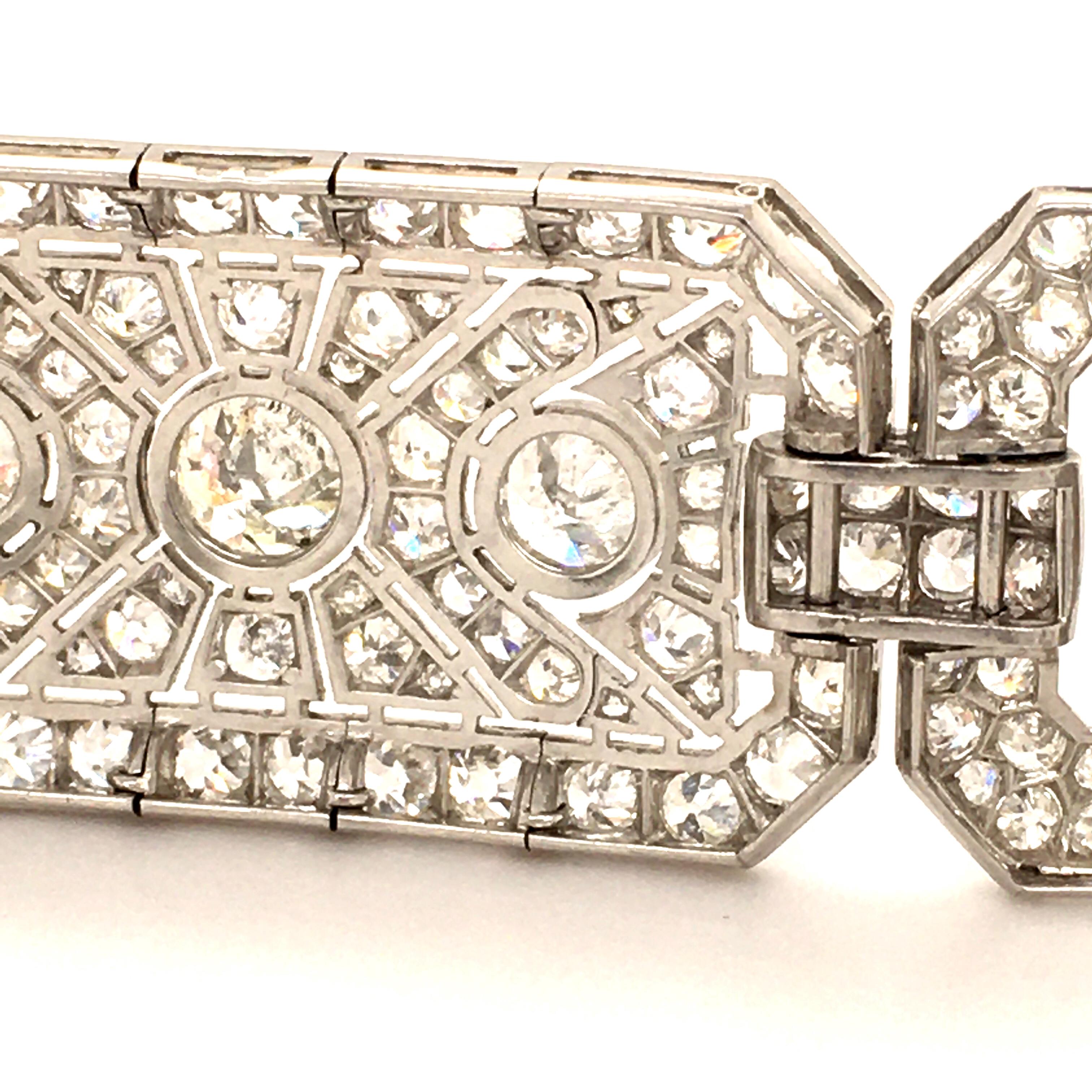Bracelet impressionnant Art déco en platine et diamants en vente 5