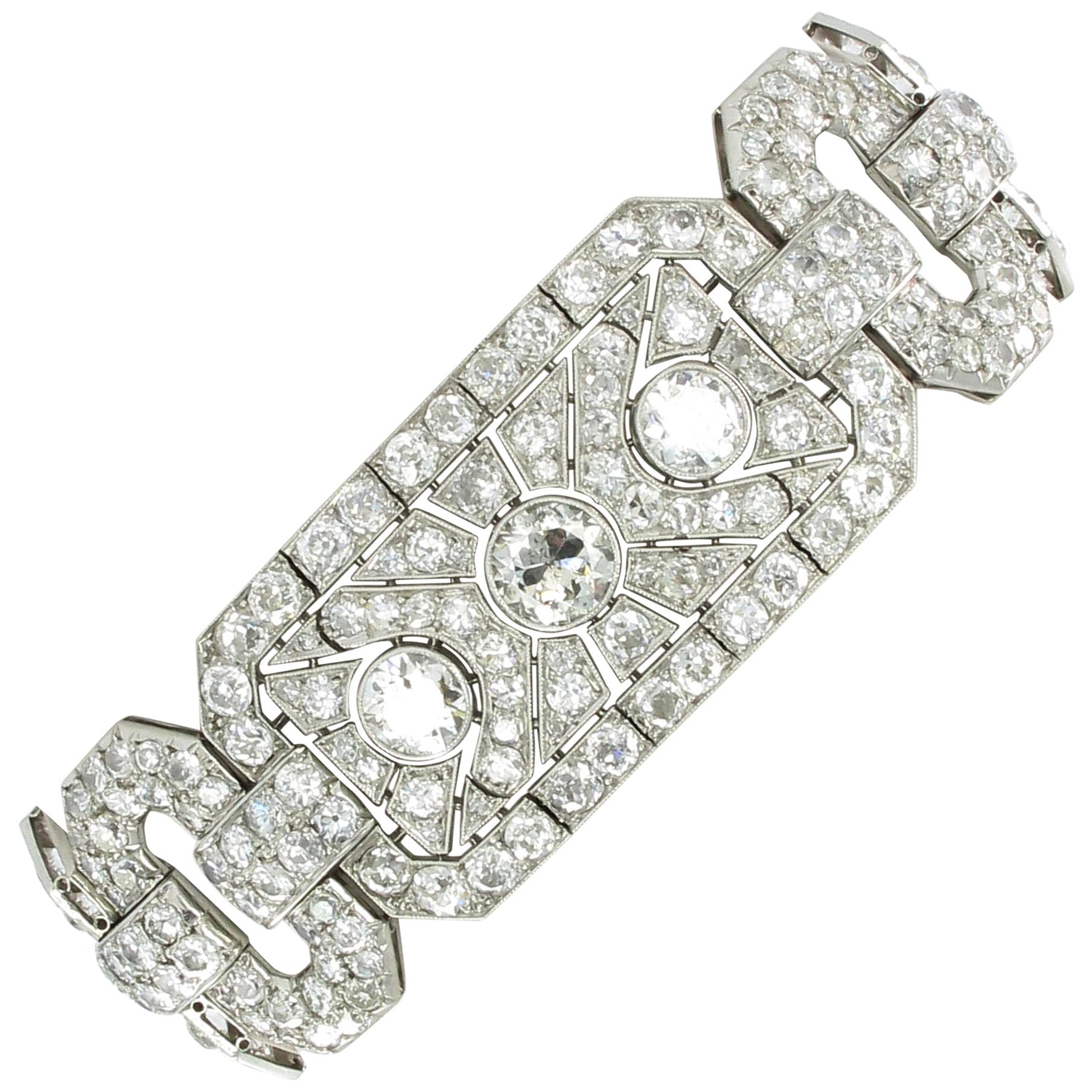 Impressive Art Deco Diamond Platinum Bracelet
