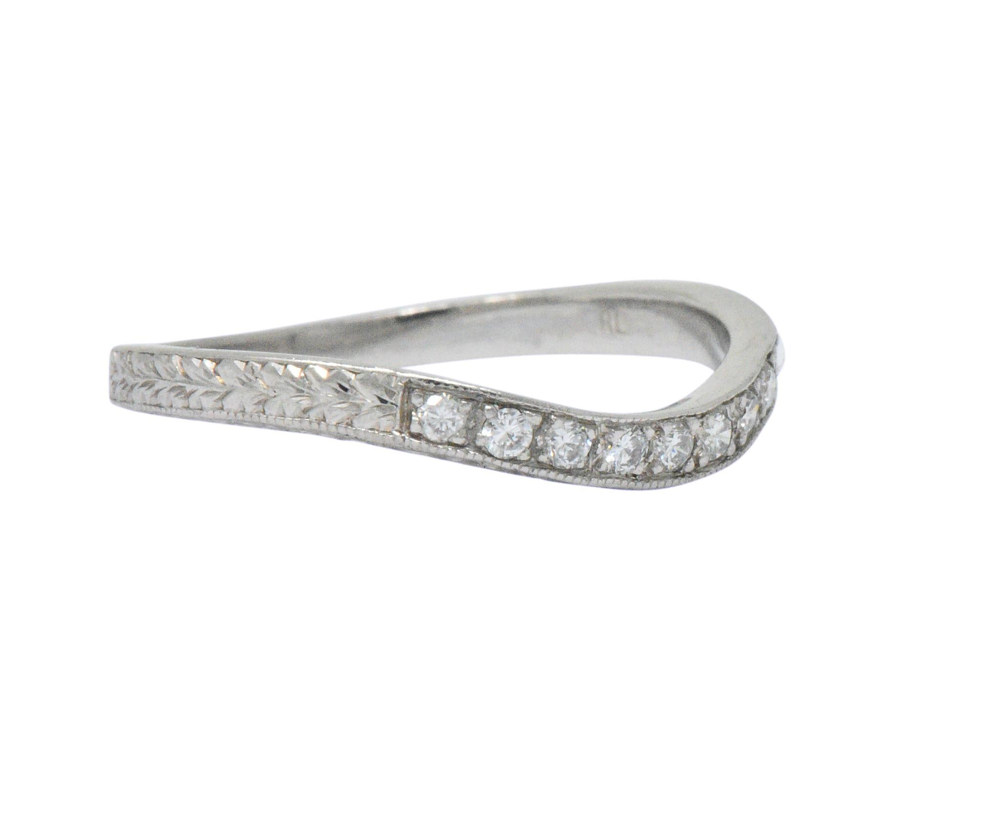 Art Deco Diamond Platinum Contoured Wedding Band Ring In Excellent Condition In Philadelphia, PA