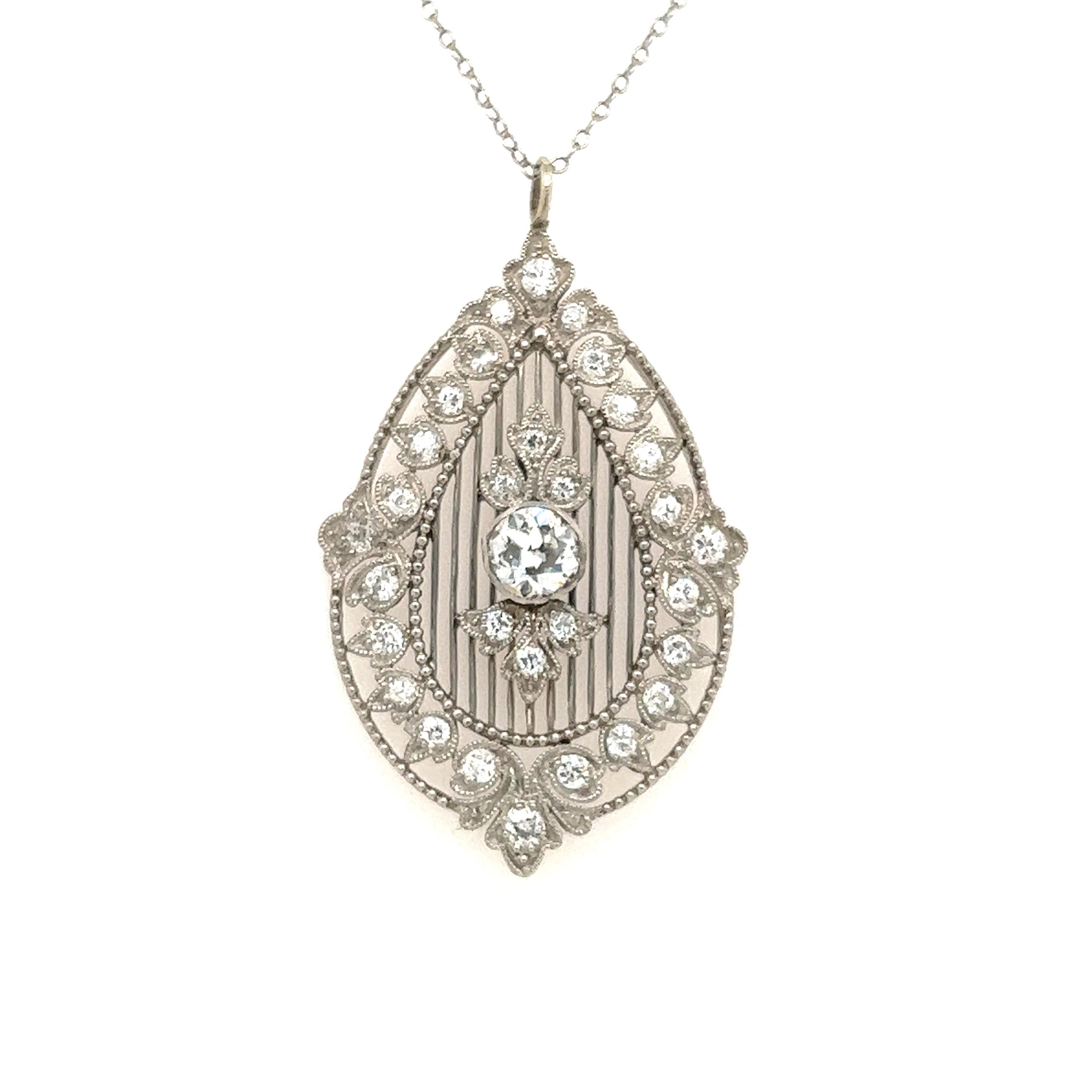 Art Deco Diamond & Platinum Detailed Pendant Necklace In Good Condition In MIAMI, FL