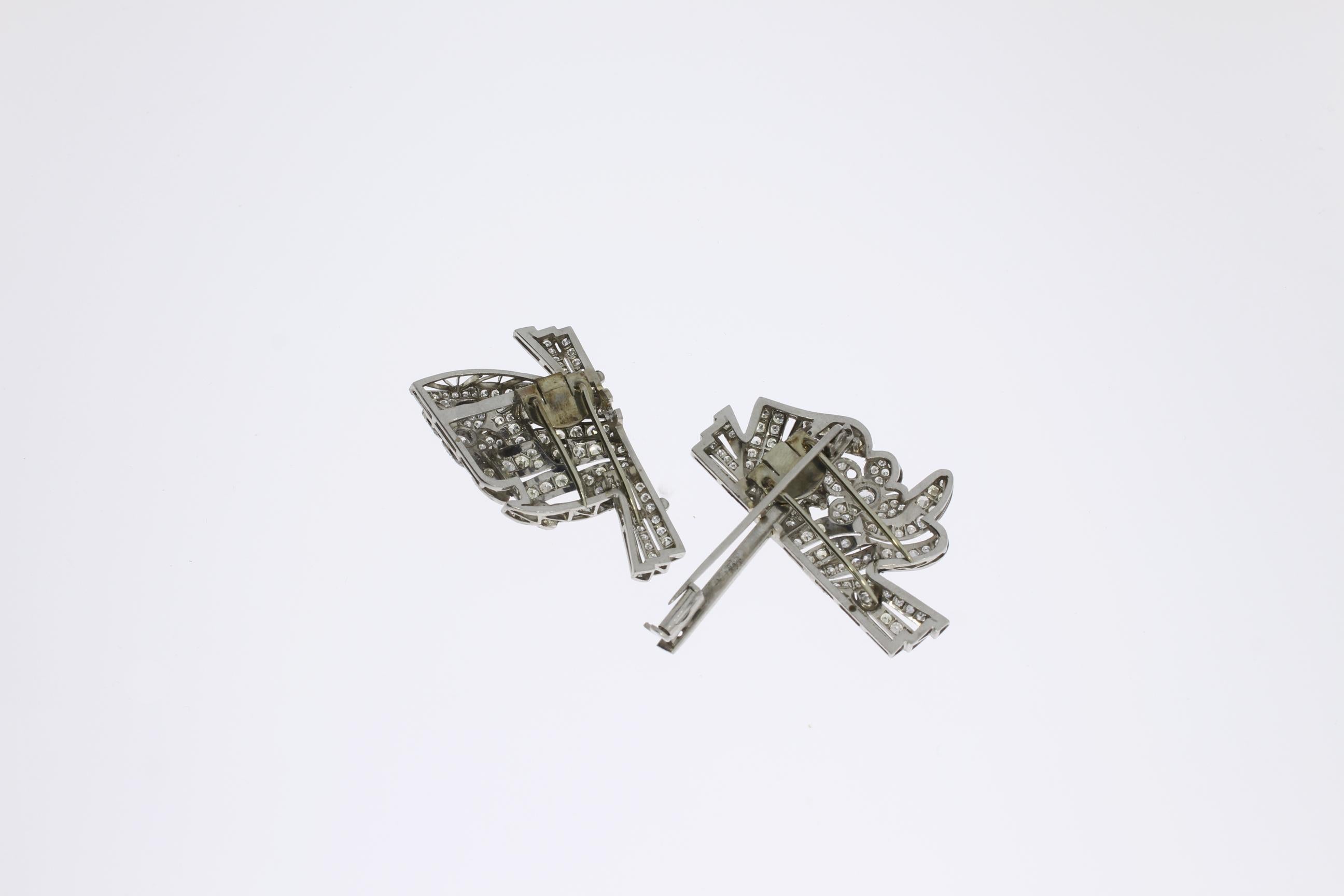 Art Deco Diamond Platinum Double Clip Brooch For Sale 2