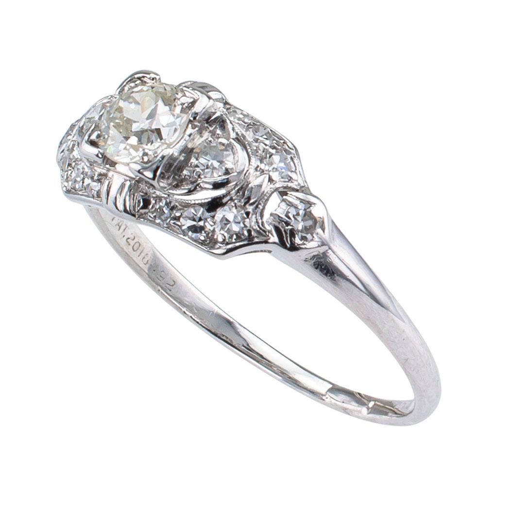 Art Deco Diamond Platinum Engagement Ring In Good Condition In Los Angeles, CA