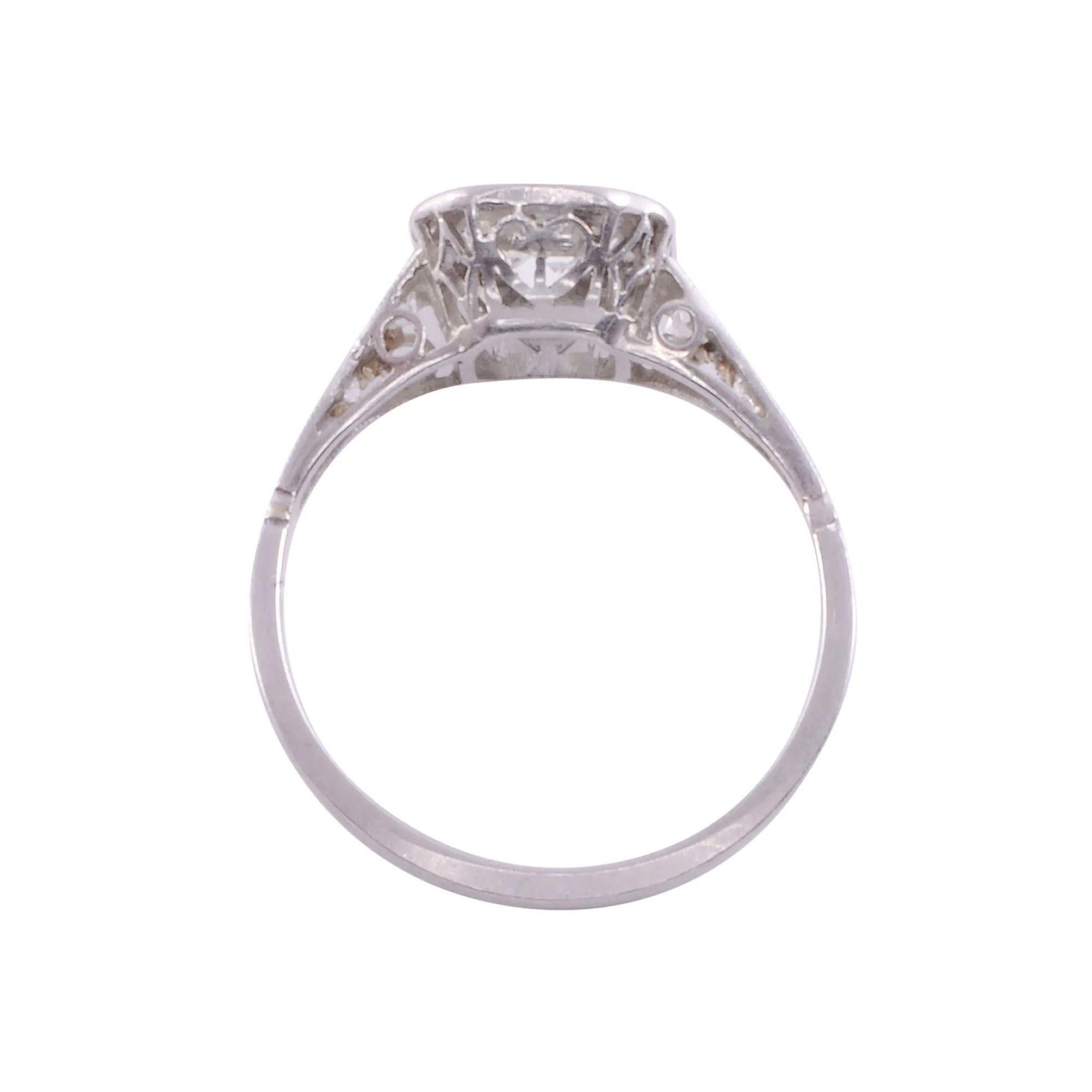 Art Deco Diamant Platin Verlobungsring (Alteuropäischer Schliff) im Angebot