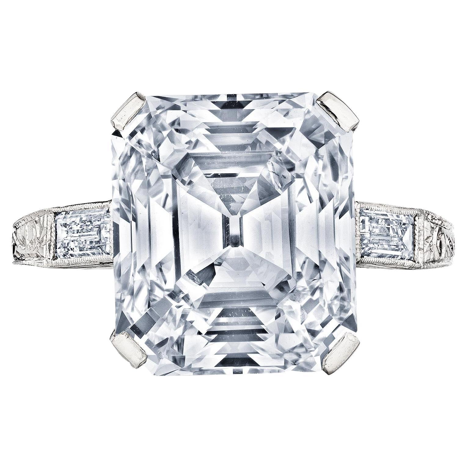 Art Deco Diamond Platinum Engagement Ring