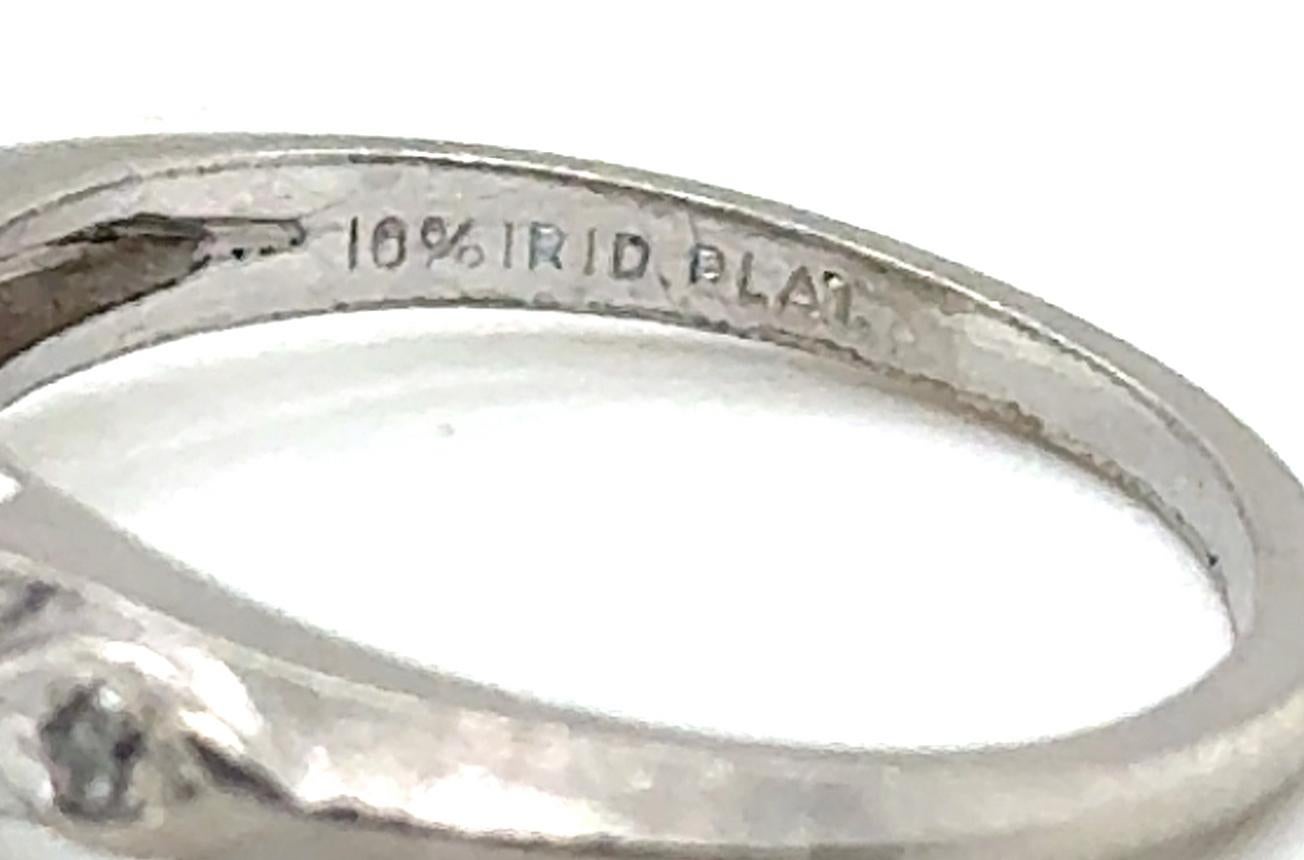 Taglio rotondo Anello di fidanzamento in platino con diamante Art Deco estratto a 0,80 carati originale degli anni '40 in vendita