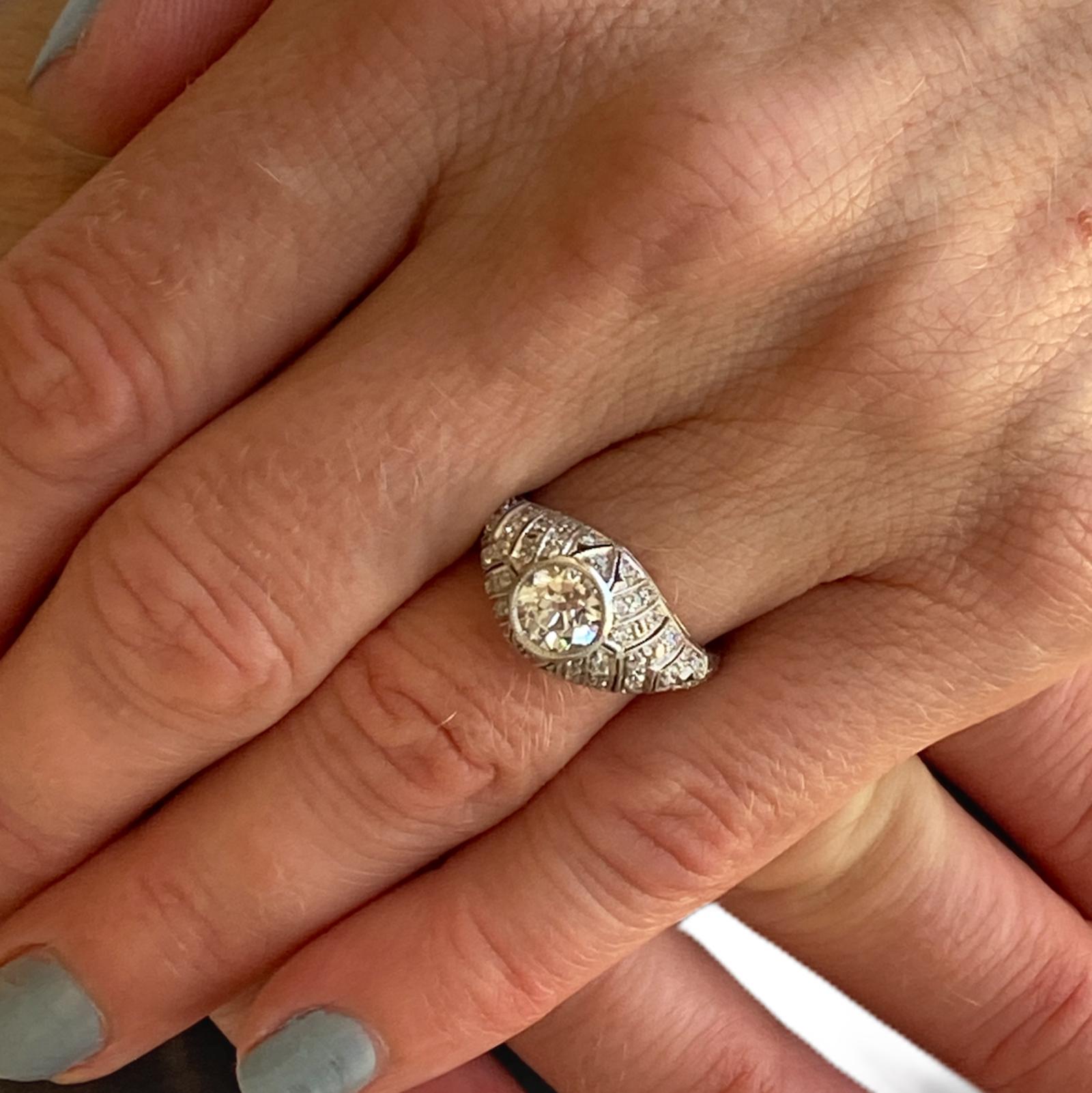 Art Deco Old European Cut Diamond Platinum Filigree Engagement Ring For Sale 1