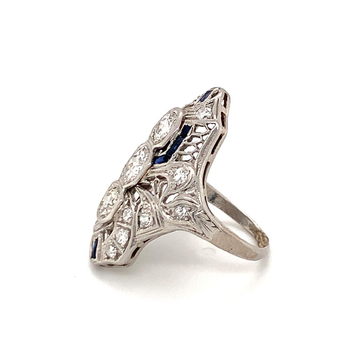 Women's Art Deco Diamond Platinum Filigree Ring, circa 1920s For Sale