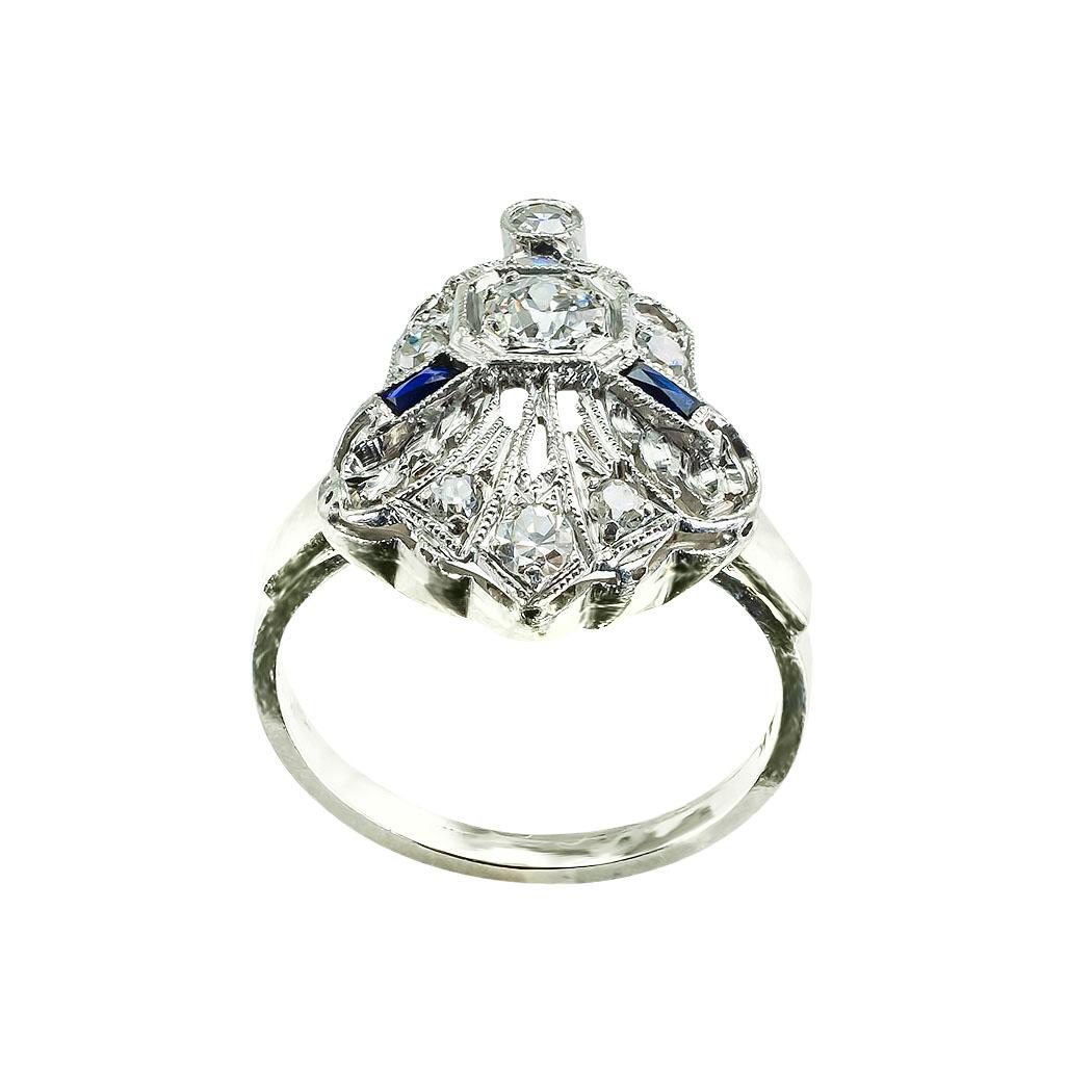 Art Deco Diamond Platinum Filigree Ring In Good Condition In Los Angeles, CA