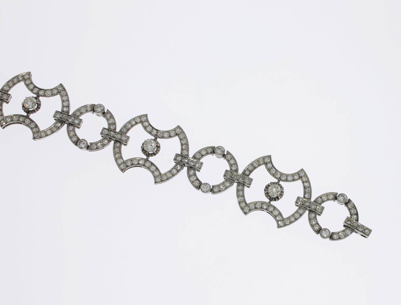 Women's Art Deco Diamond 18 Carat White Gold Link Bracelet For Sale
