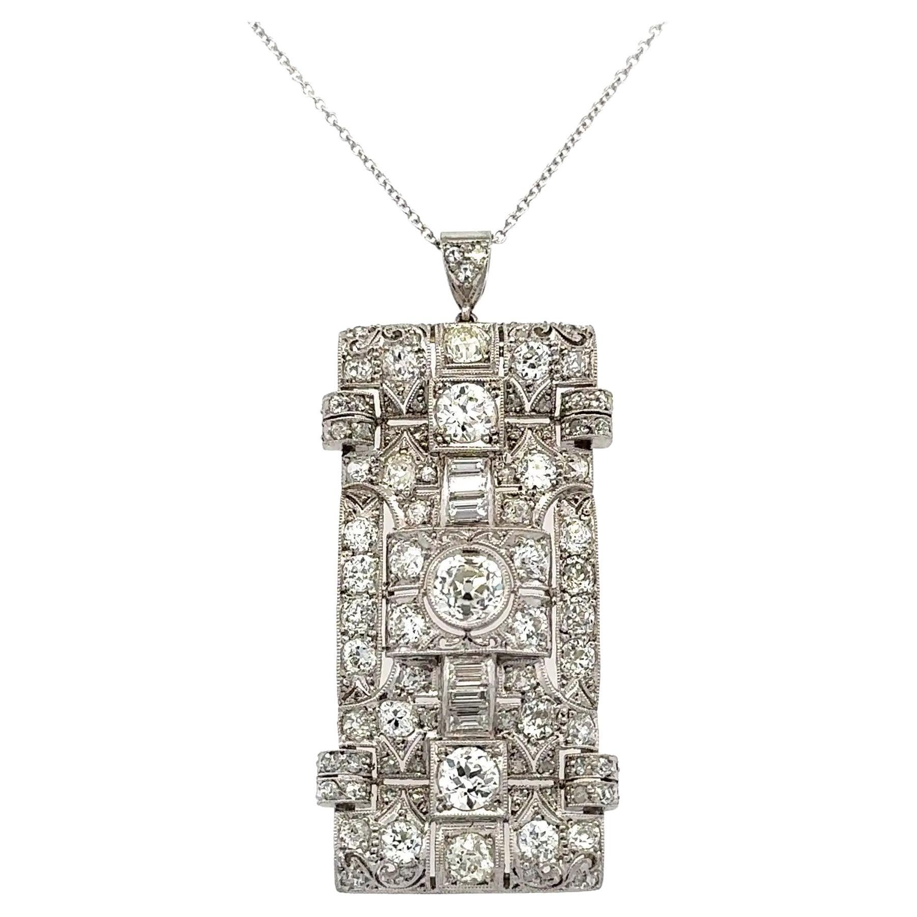 Art Deco Diamond Platinum Rectangular Filigree Vintage Pendant Necklace in vendita