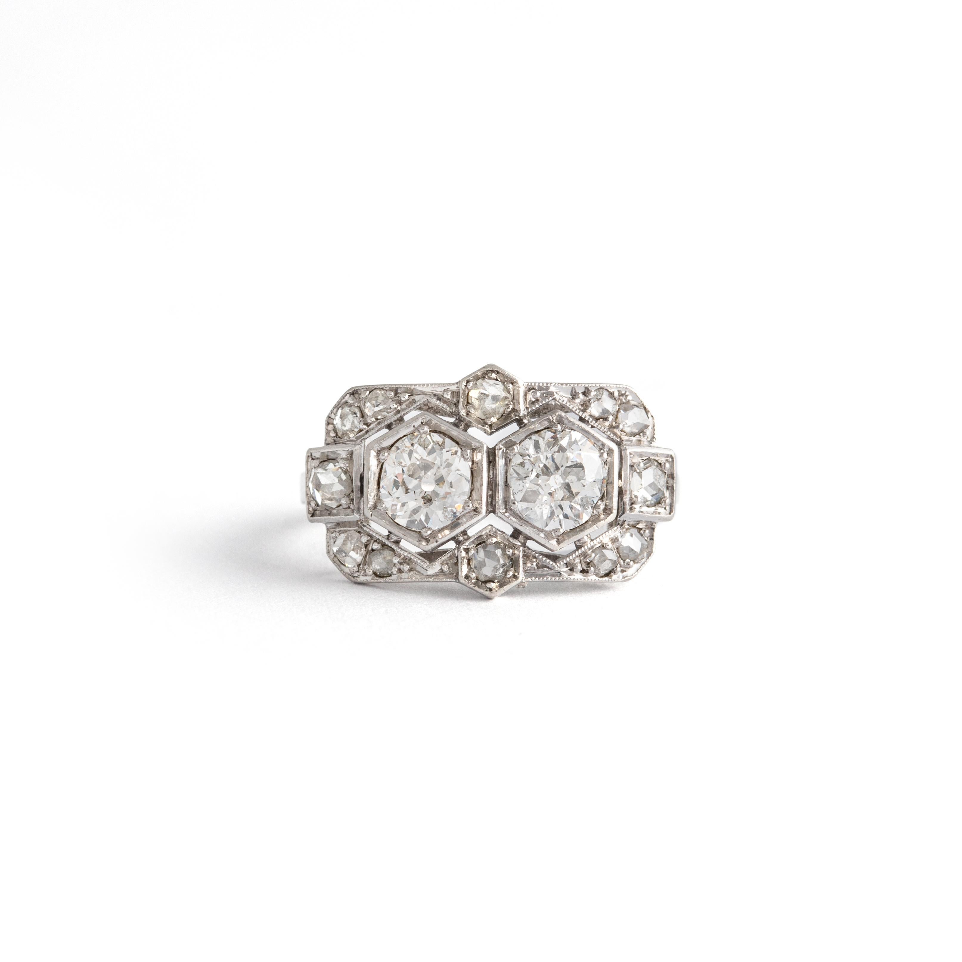 Art Deco Diamond Platinum Ring 1930S In Excellent Condition In Geneva, CH