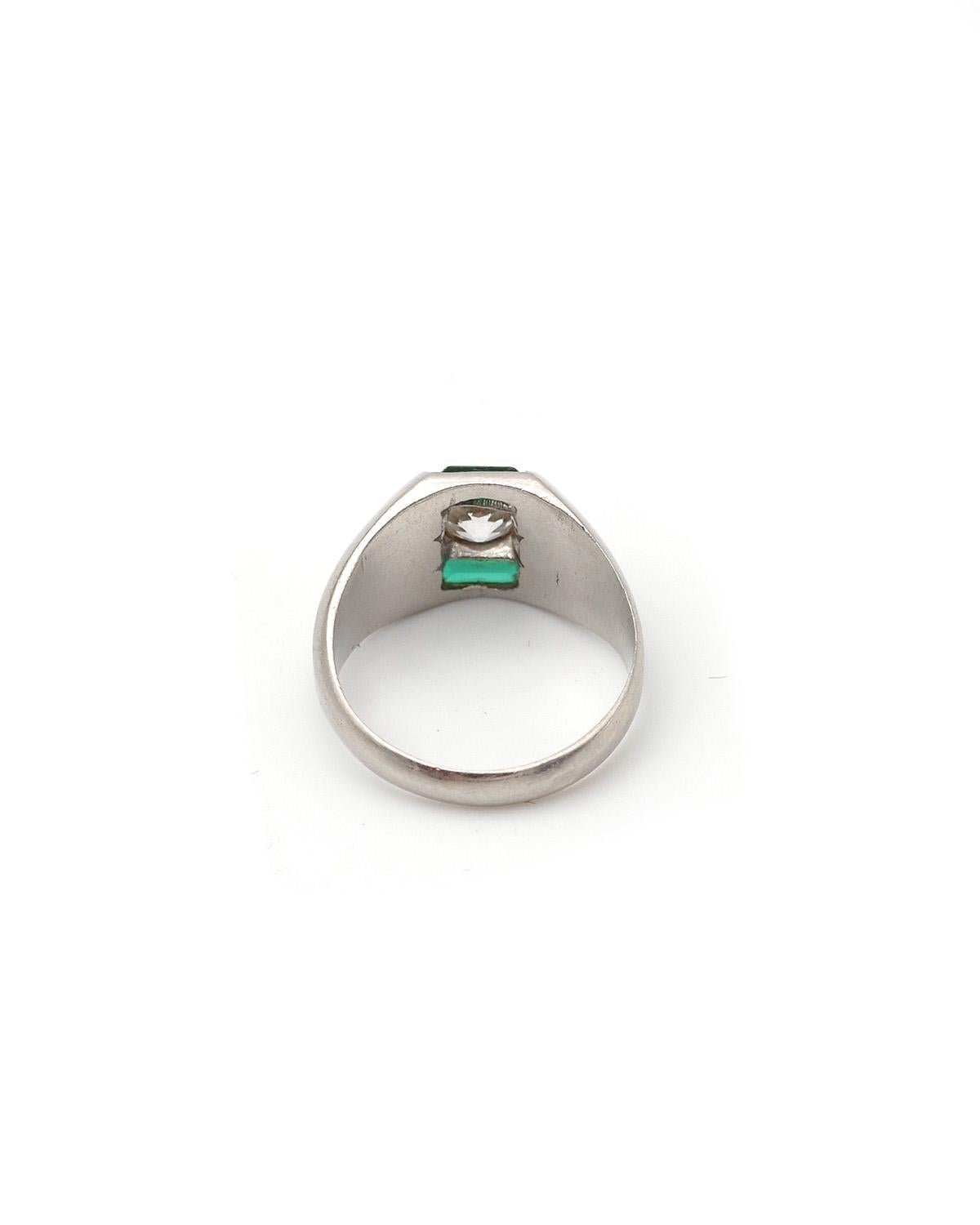 Art Deco diamond platinum signet ring, 0.30 carat old-cut diamond For Sale 3