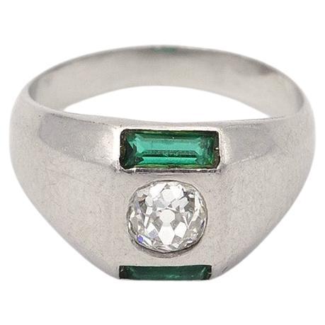 Art Deco diamond platinum signet ring, 0.30 carat old-cut diamond For Sale