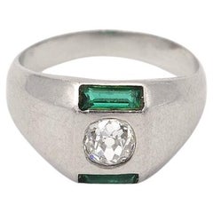 Art Deco diamond platinum signet ring, 0.30 carat old-cut diamond