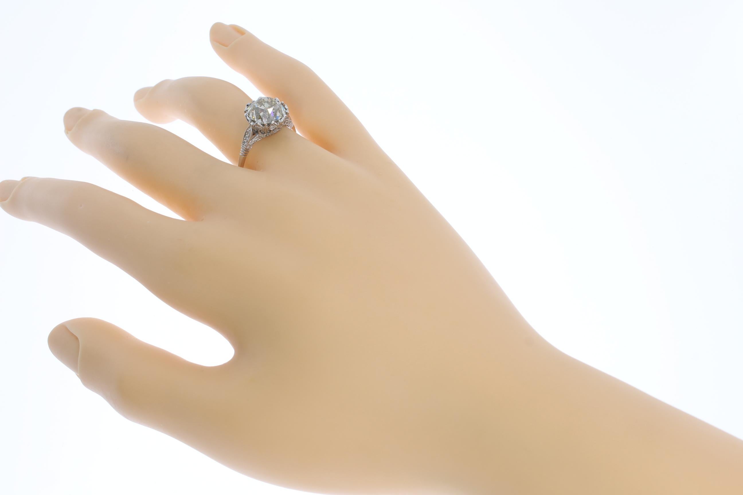 Art Deco Diamond Platinum Solitaire Ring For Sale 1