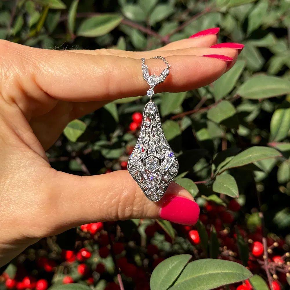 Art Deco Diamant Platin Vintage Statement Drop Anhänger Halskette (Art déco) im Angebot