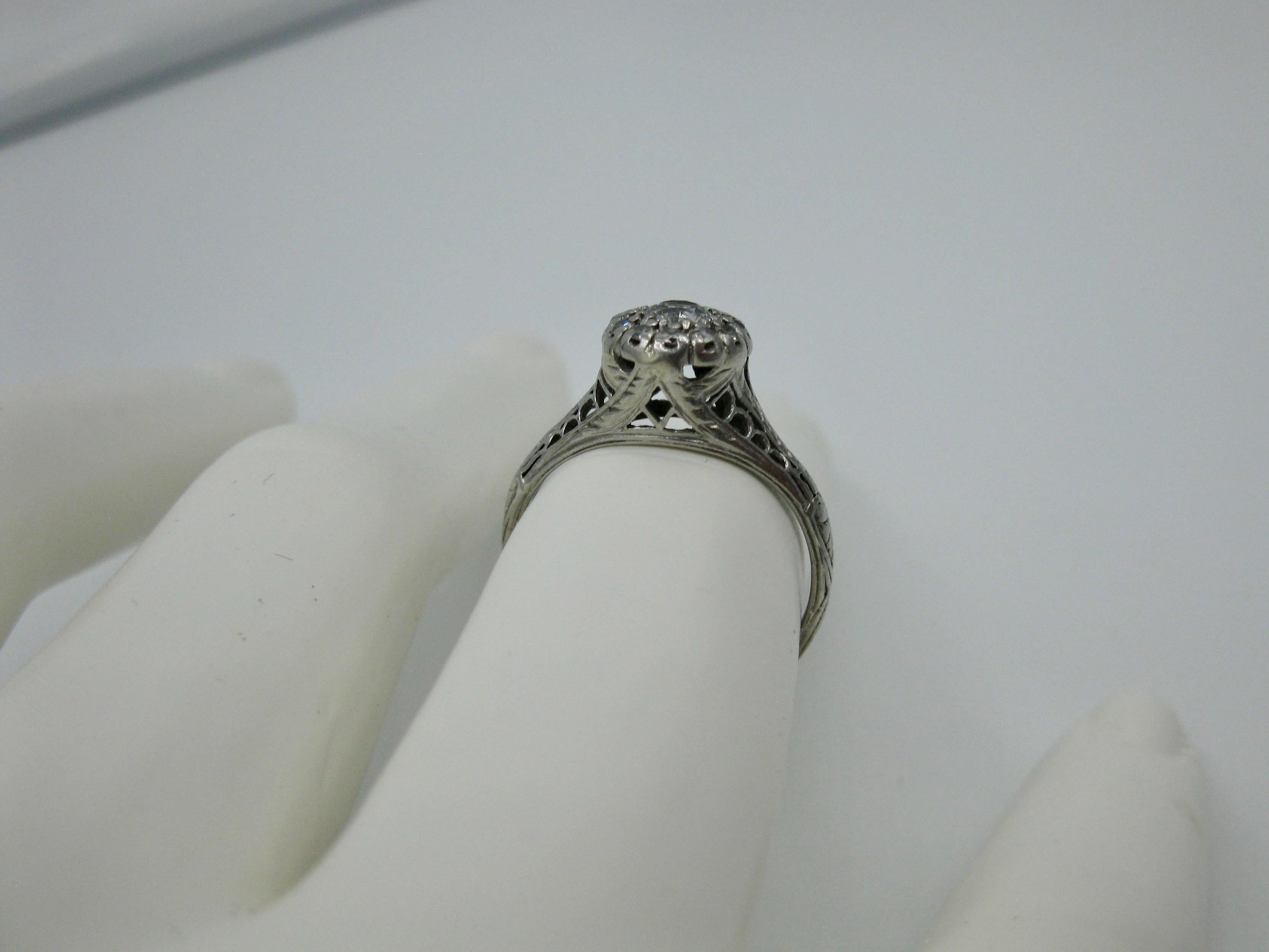 Art Deco Diamond Platinum Wedding Engagement Ring Edwardian In Good Condition For Sale In New York, NY