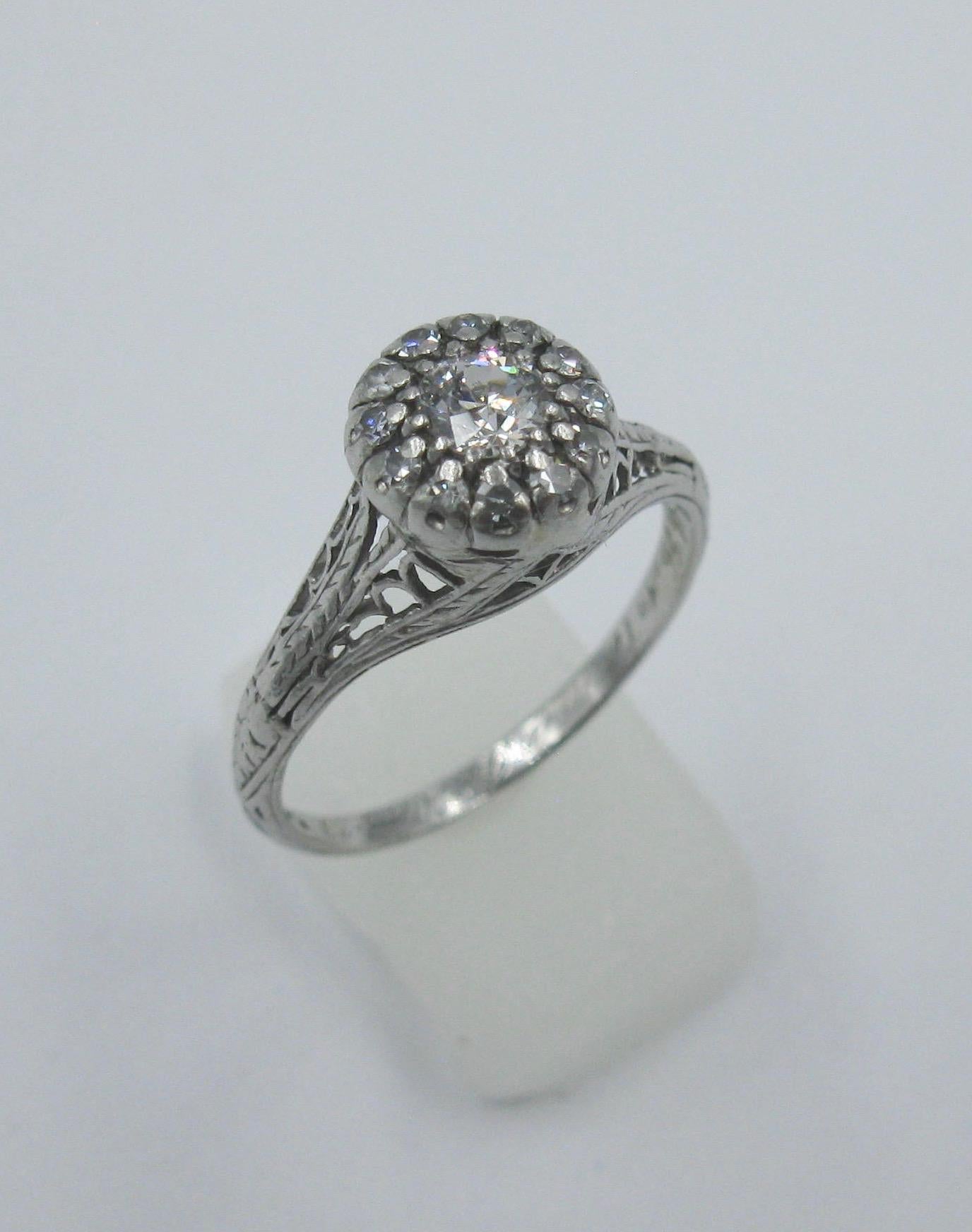Art Deco Diamant Platin Verlobungsring Edwardianisch im Angebot 2