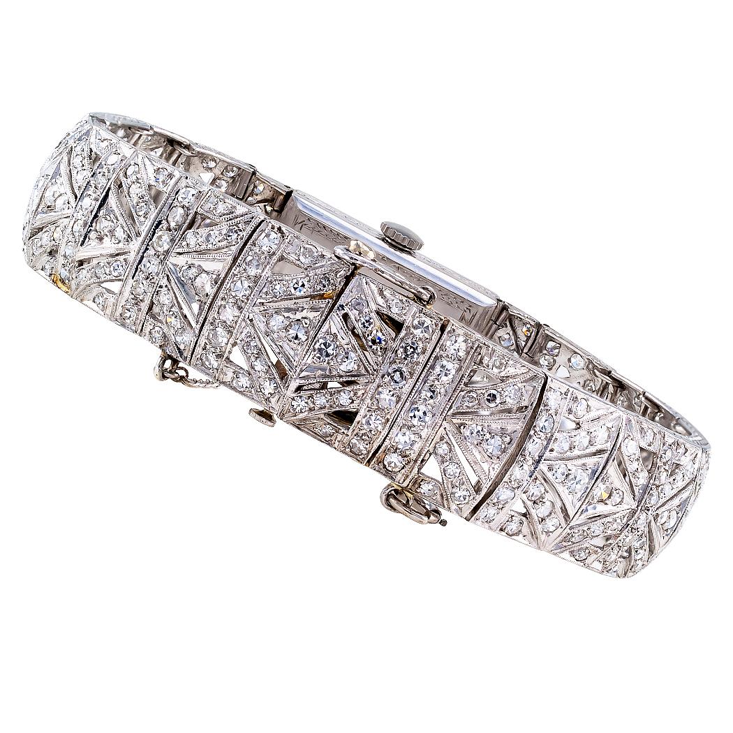 Art Deco Diamond Platinum Wristwatch In Good Condition In Los Angeles, CA