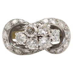 Bague ruban diamantée Art Deco, Circa 1930, 6 diamants ronds, taille 3.5