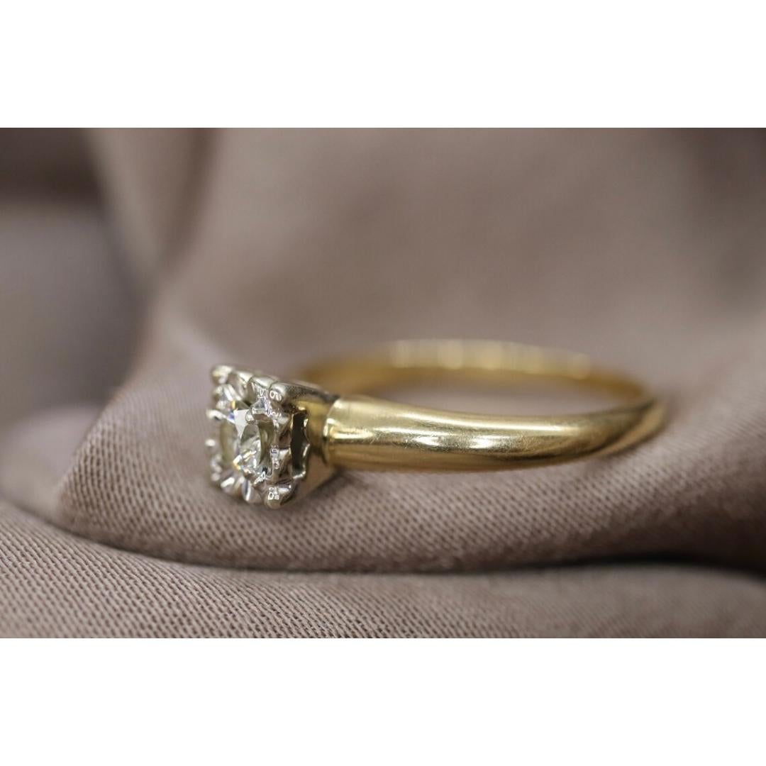 Art Deco Diamantring. 14k Gelb- und Weißgold Quadrat Tabelle. im Angebot 4