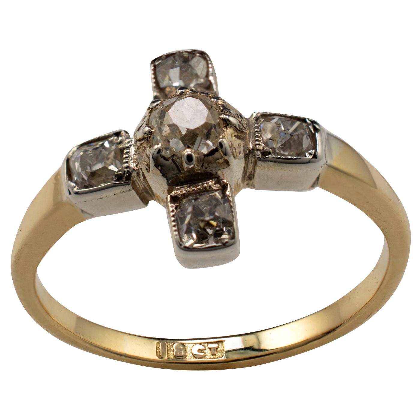 Art Deco Diamond Ring 18 Karat White Gold, circa 1920s