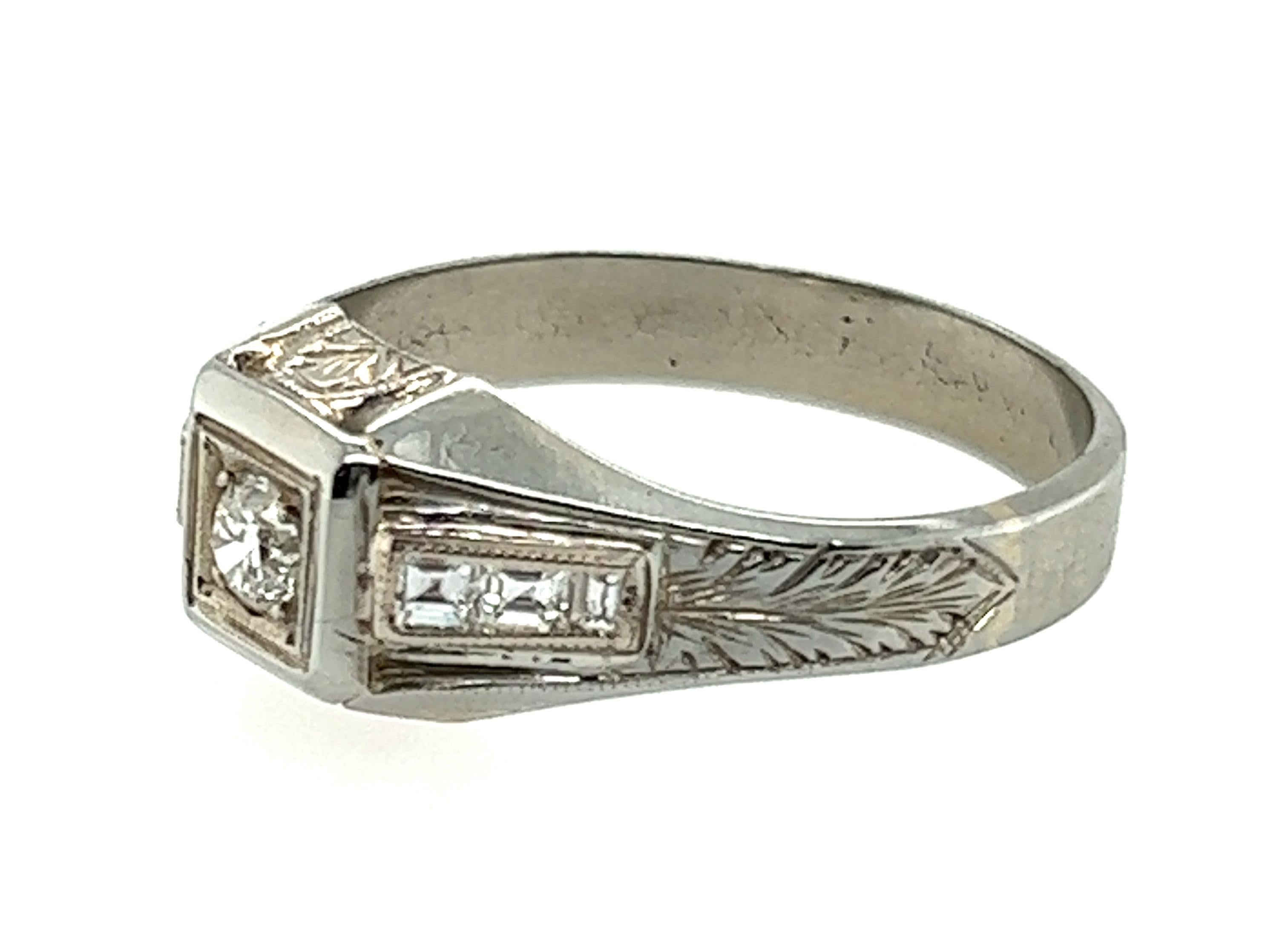 Art Deco Diamantring .30ct F-G/VS Asscher-Schliff seitliche Diamanten 14K Original 1920er Jahre (Alteuropäischer Schliff) im Angebot
