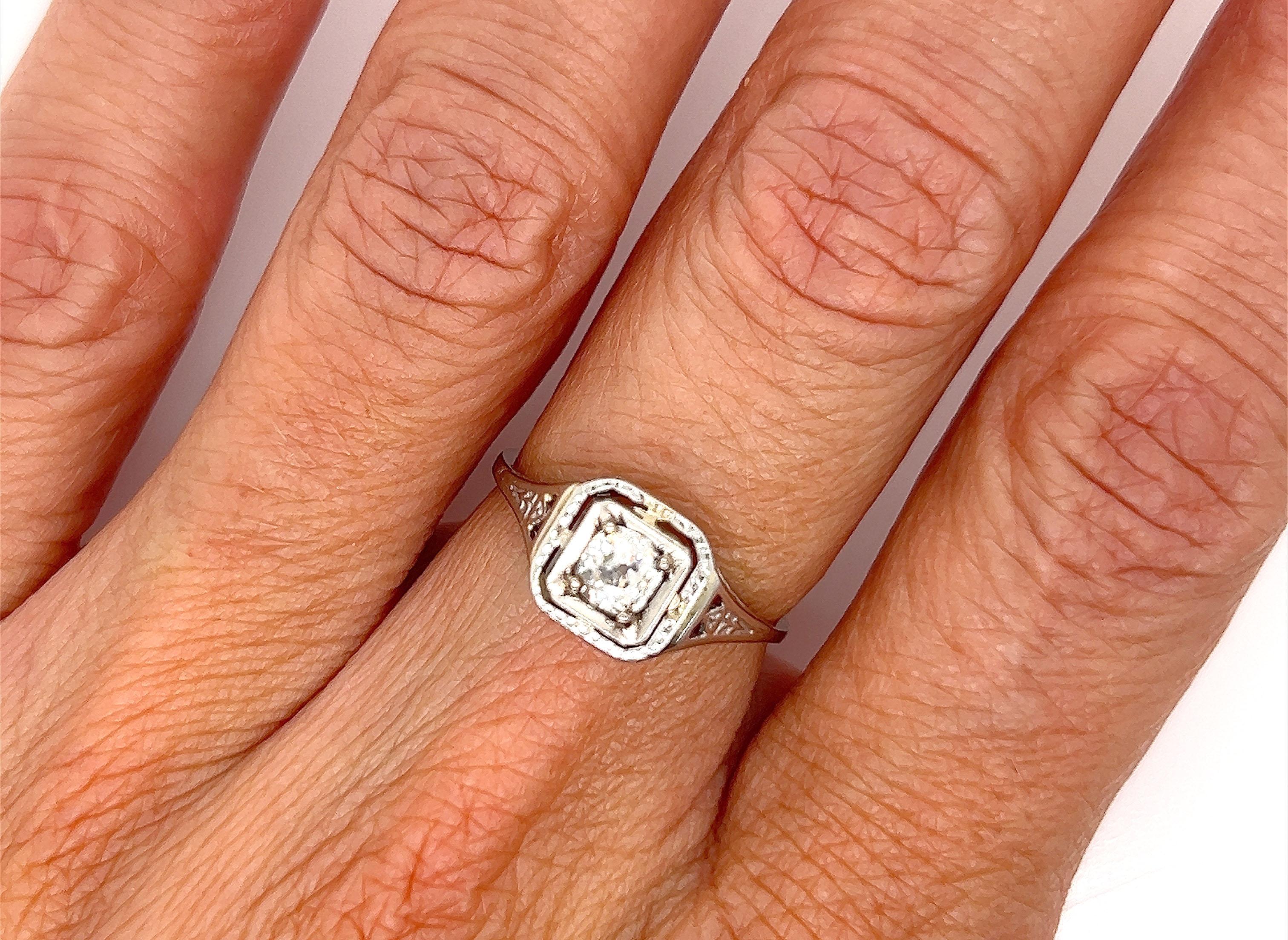 Art Deco Diamond Ring .38ct VS2 GIA Cert. Original 1930s Never Worn NOS 18K For Sale 5