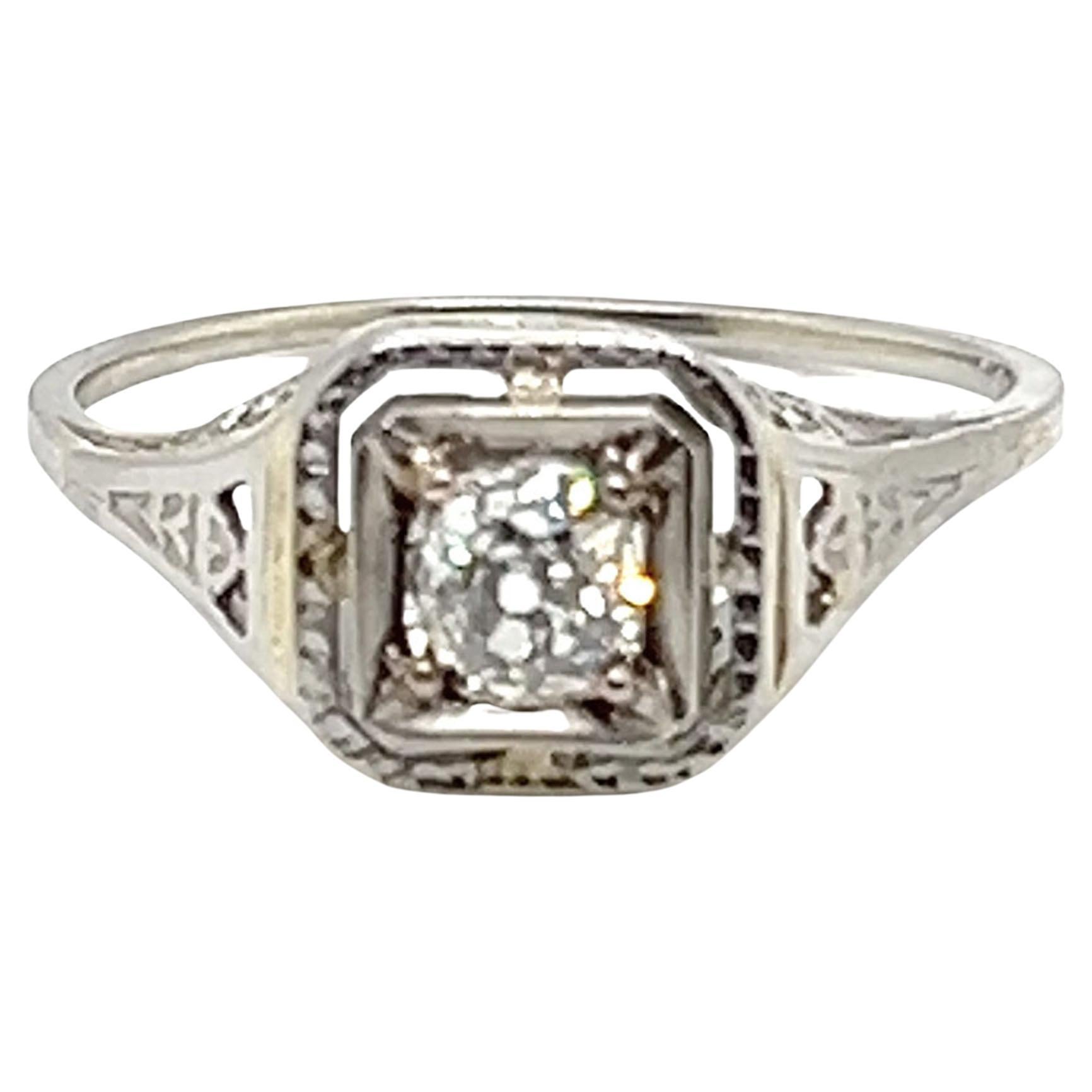 Anello con diamante Art Deco .38ct VS2 GIA Cert. Originale 1930 mai indossato NOS 18K in vendita