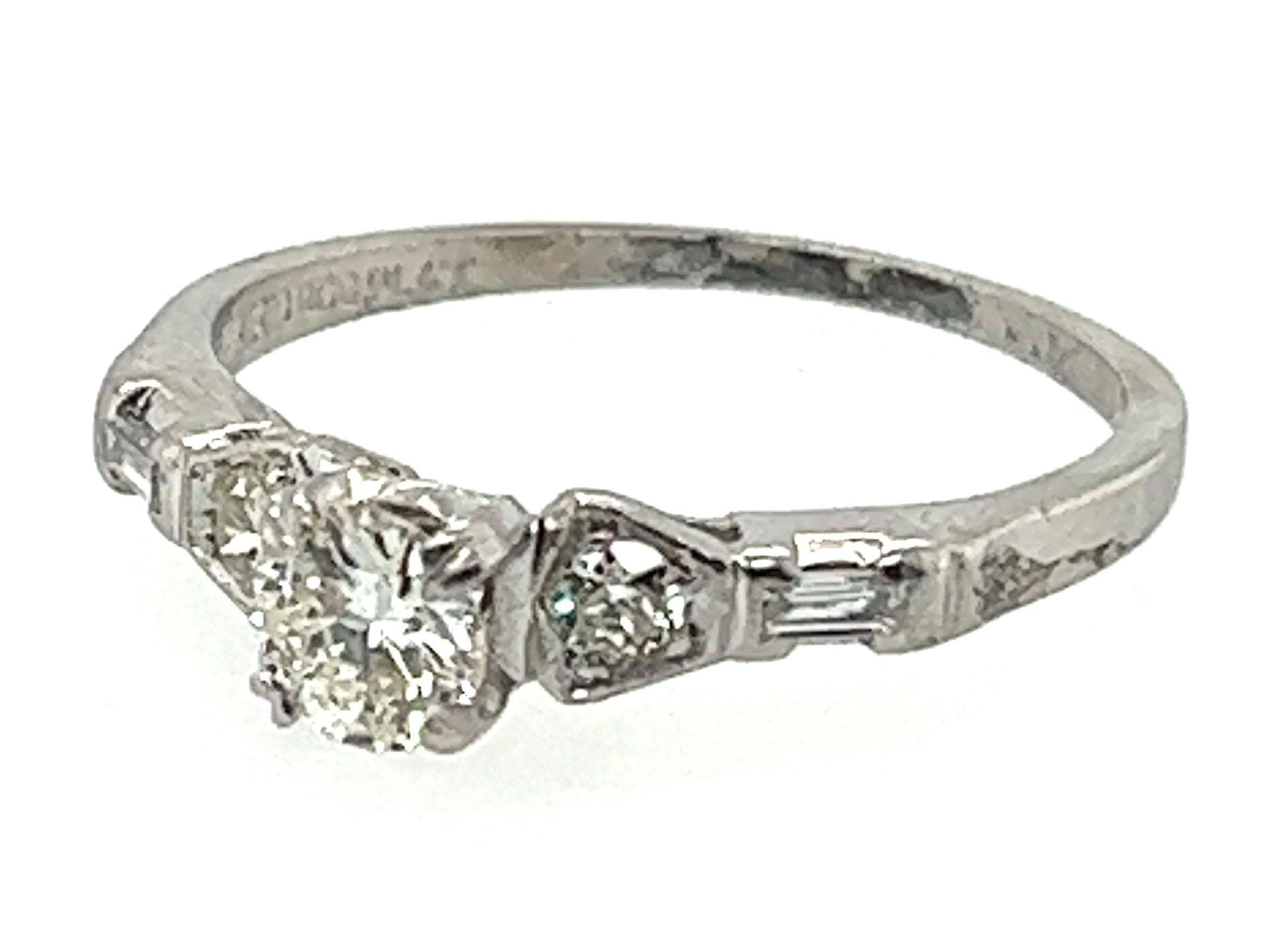 Art Deco Diamond Ring .62ct Transitional Cut H VS1 Original 1930s Antique Plat In Excellent Condition In Dearborn, MI