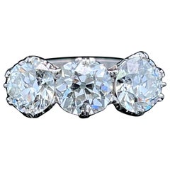 Art Deco Diamond Ring Circa 1930s