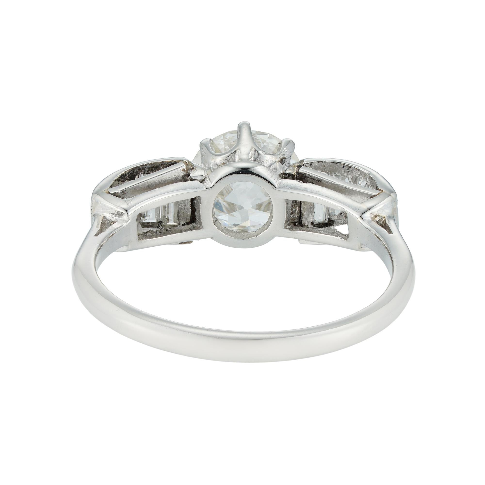 Taille vieille Europe Bague Art déco ancienne avec diamant certifié GCS de 1,14 carat en vente