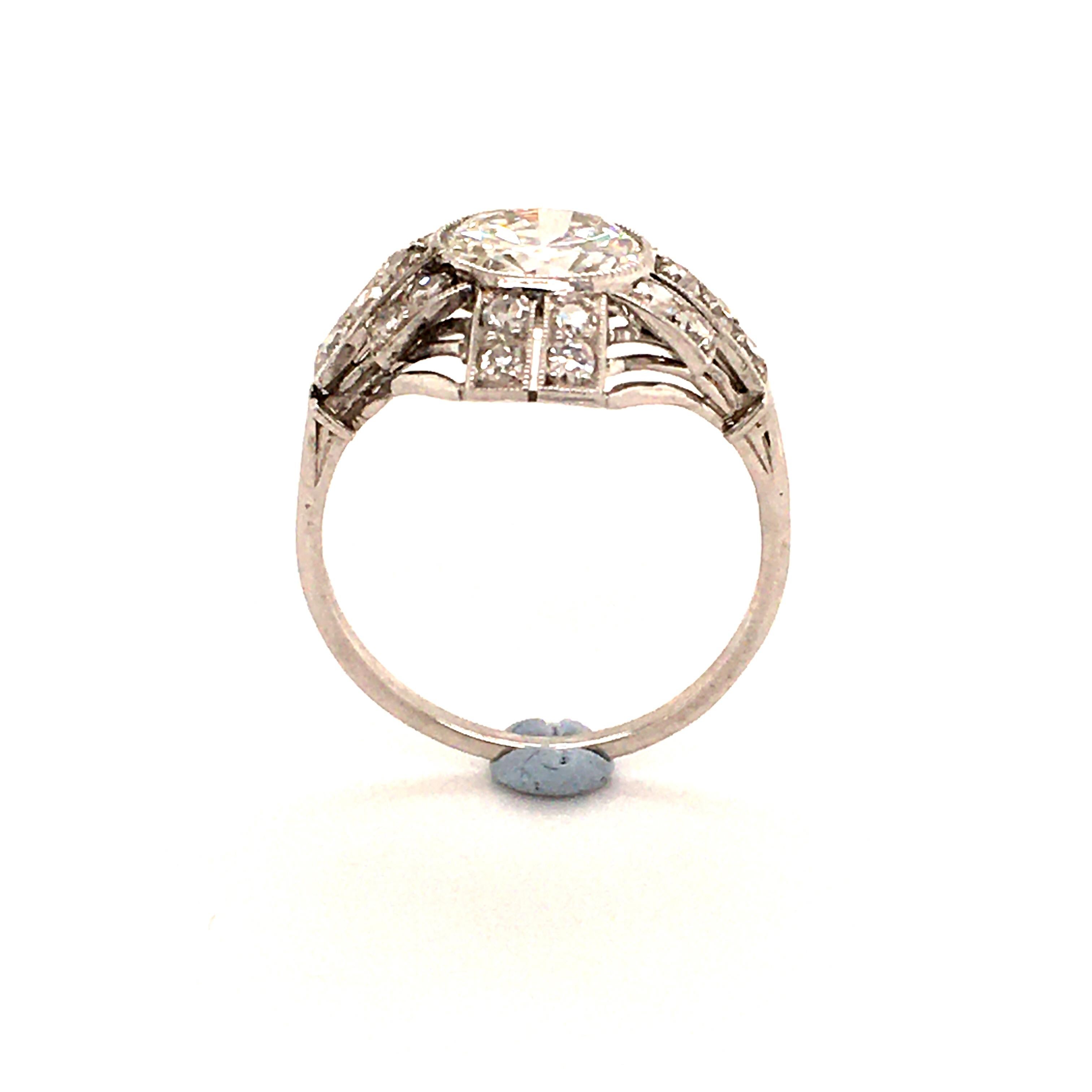 Art Deco Diamond Ring in Platinum 2