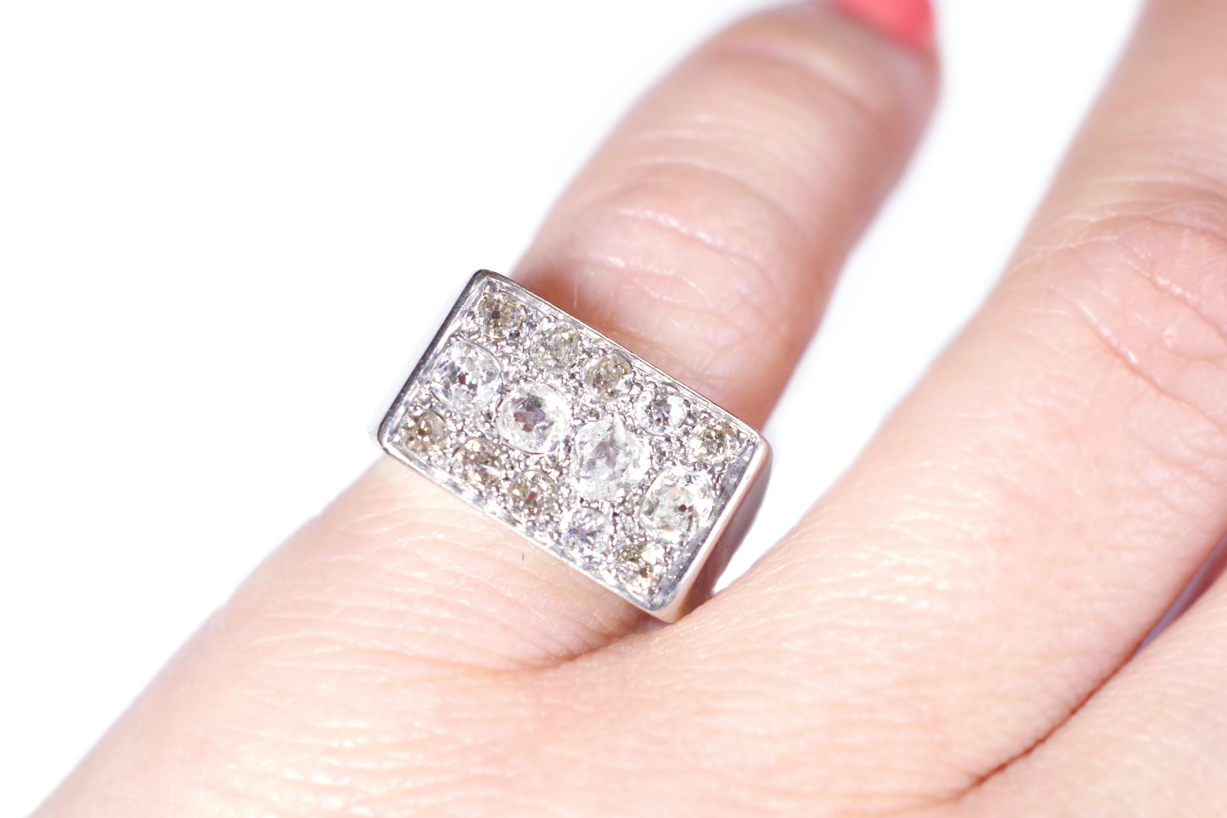 deco ring seventeen
